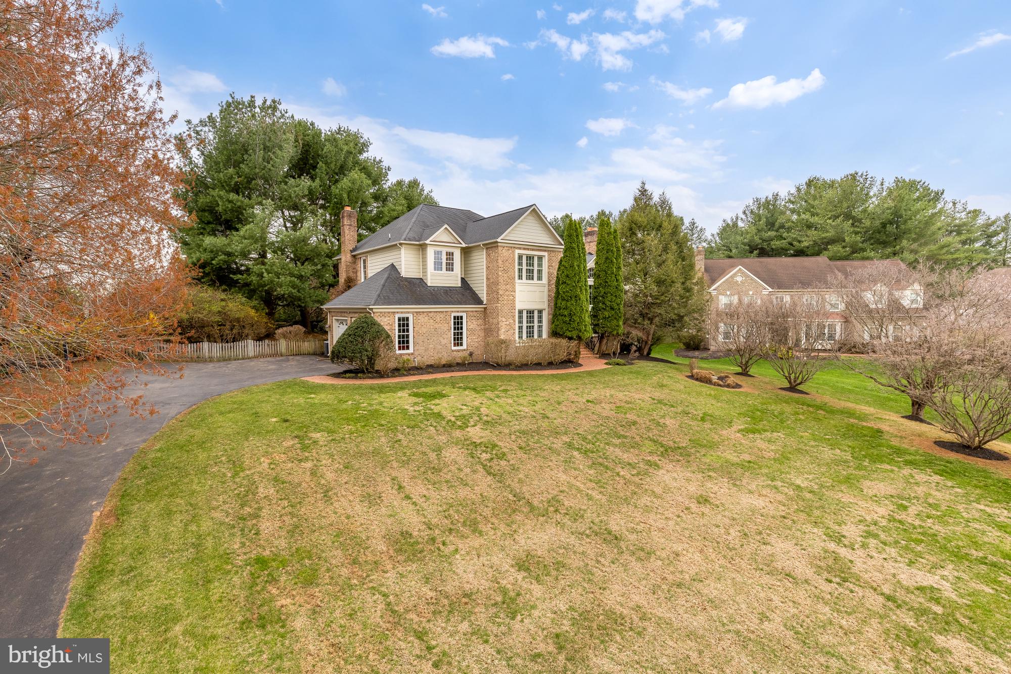 HICKORY CREEK ESTATES - Residential