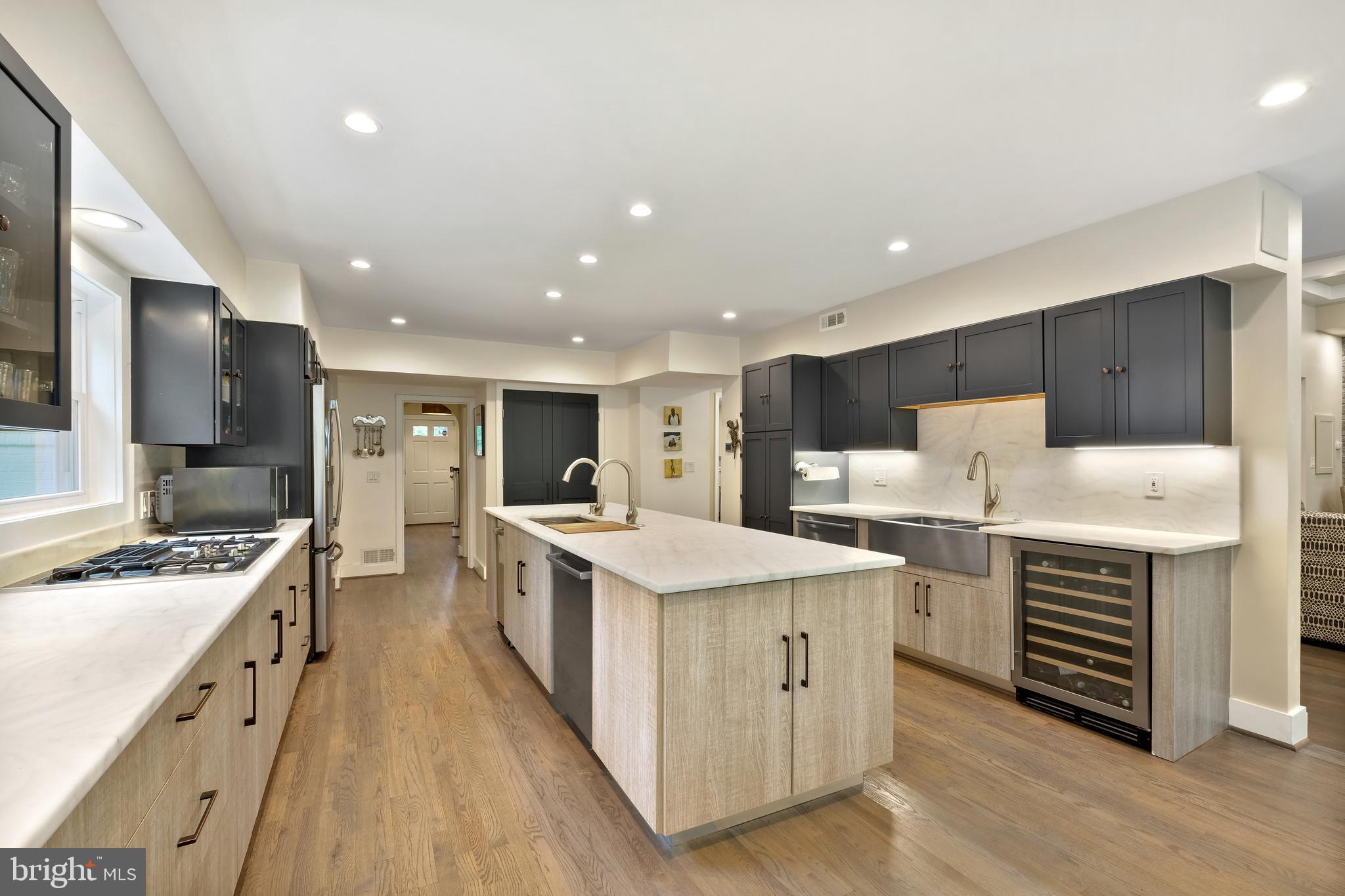 SPRING VALLEY - Residential