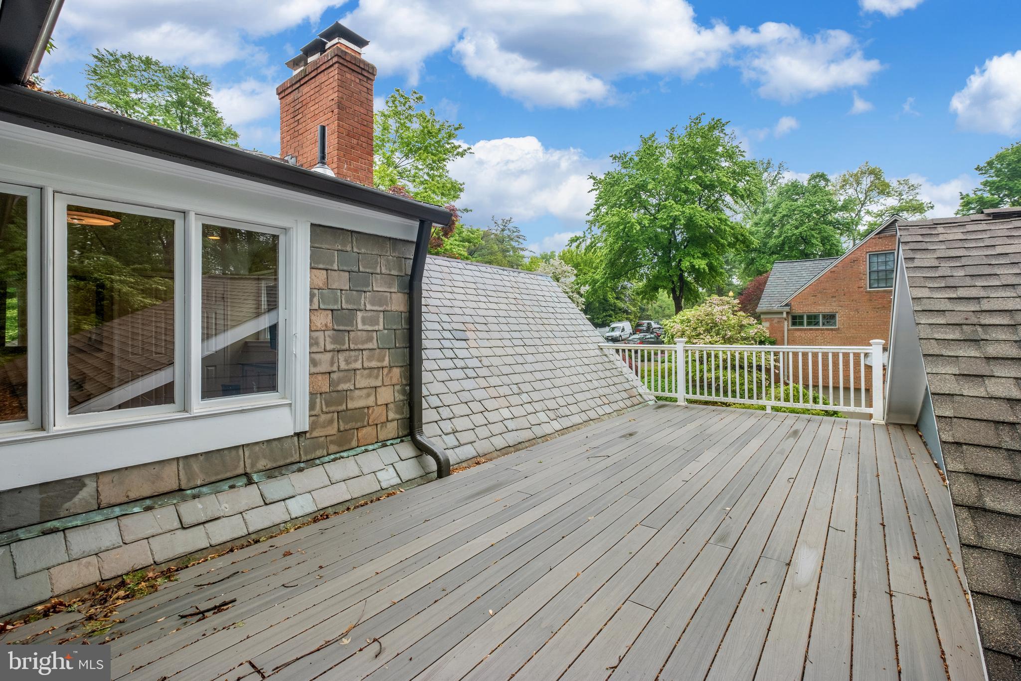SPRING VALLEY - Residential