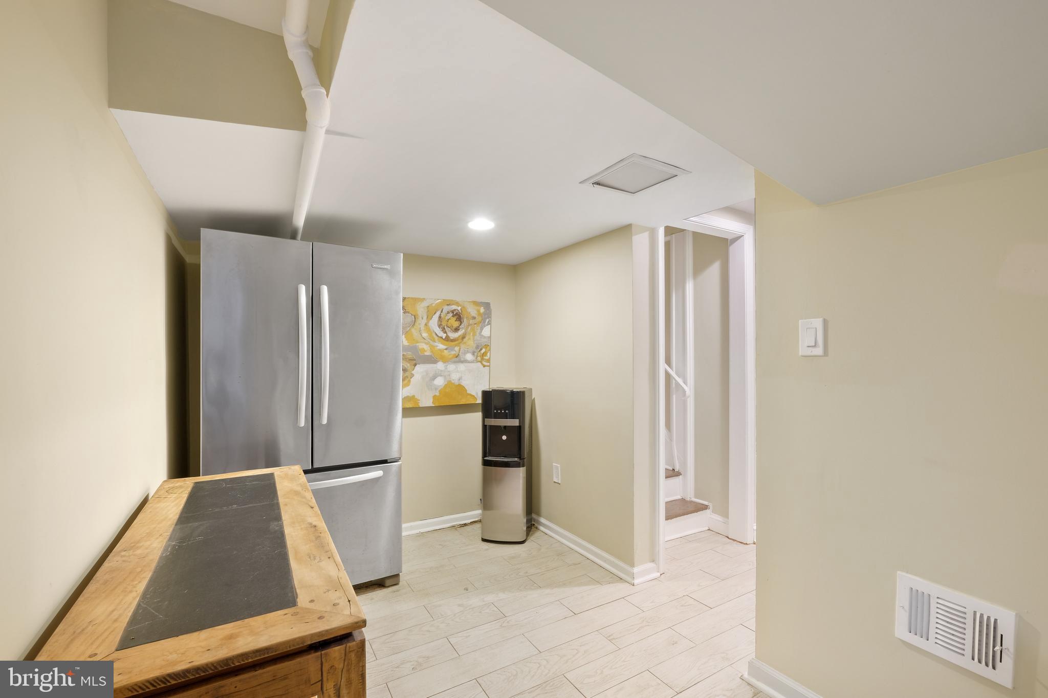 SPRING VALLEY - Residential