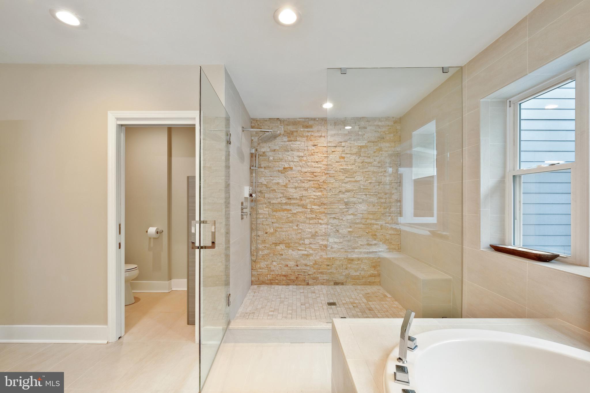 SPRING VALLEY - Residential