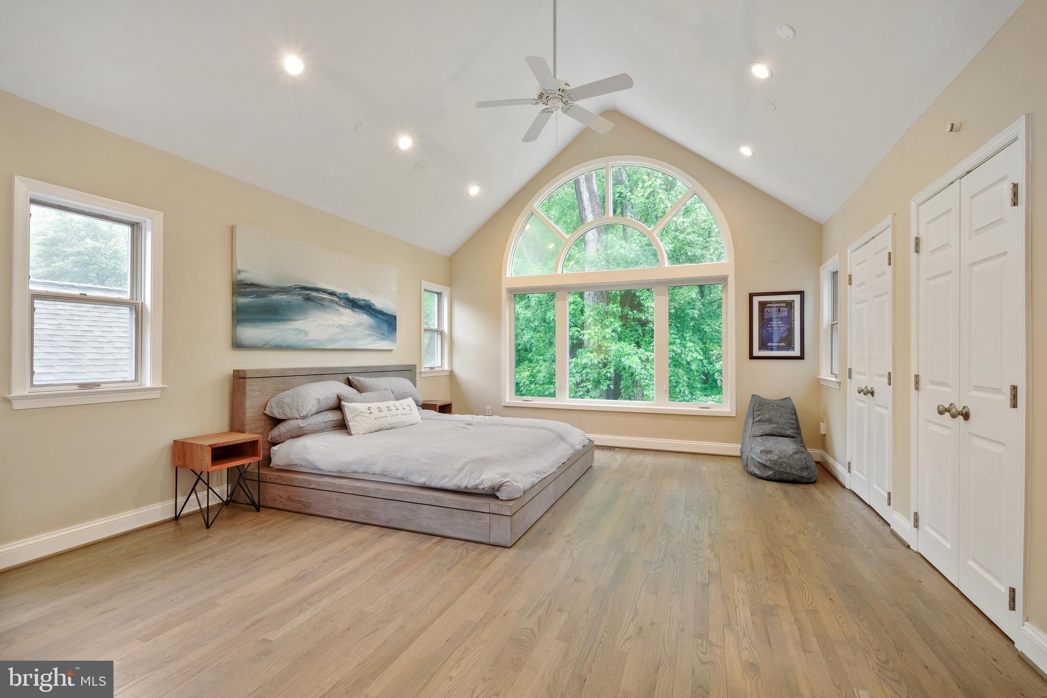 SPRING VALLEY - Residential