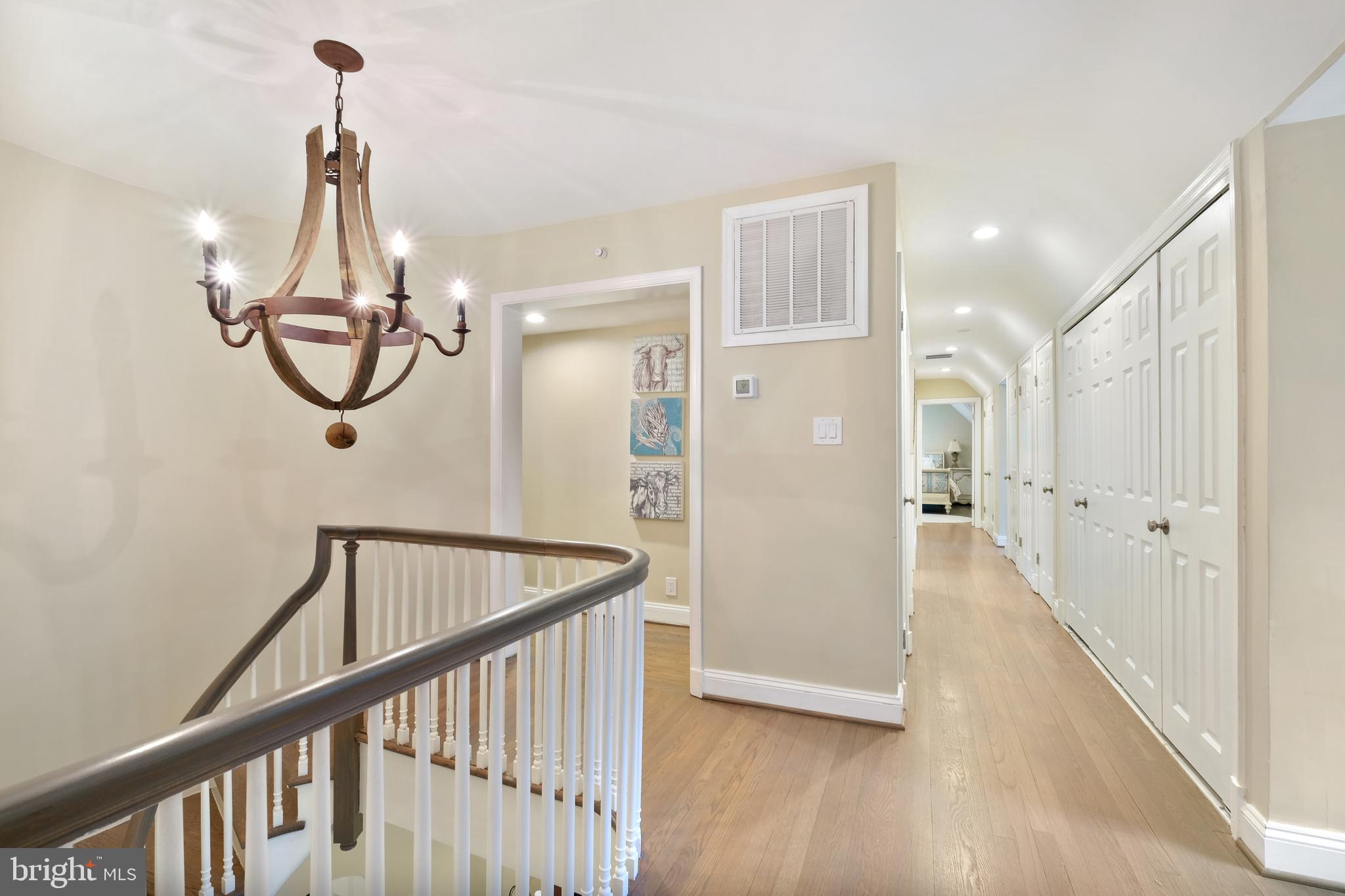 SPRING VALLEY - Residential
