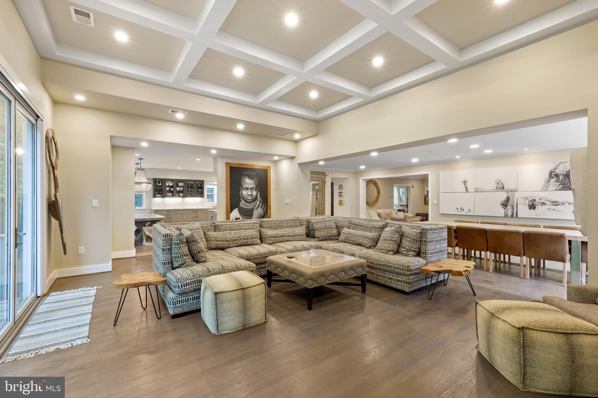 SPRING VALLEY - Residential