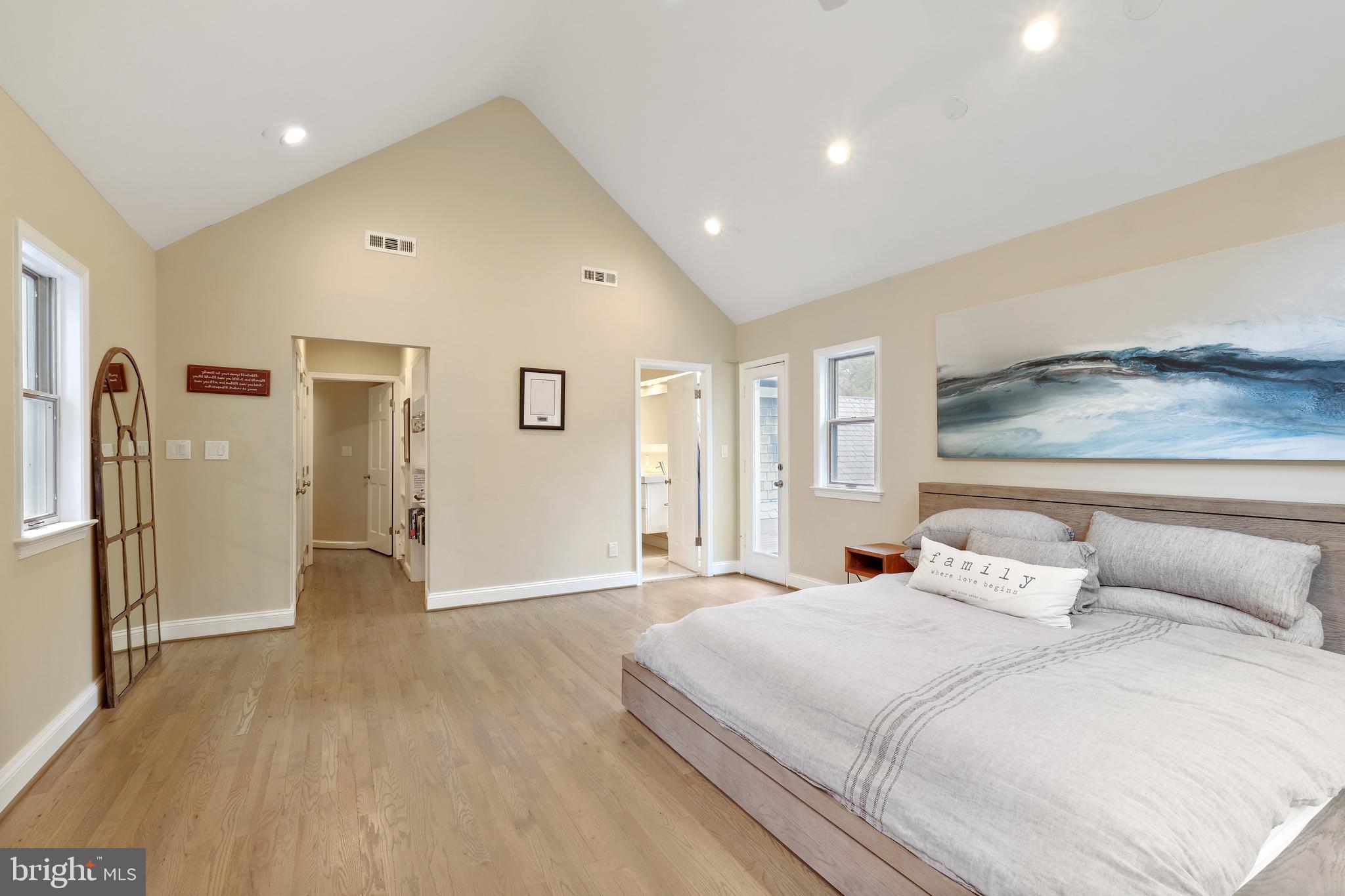 SPRING VALLEY - Residential