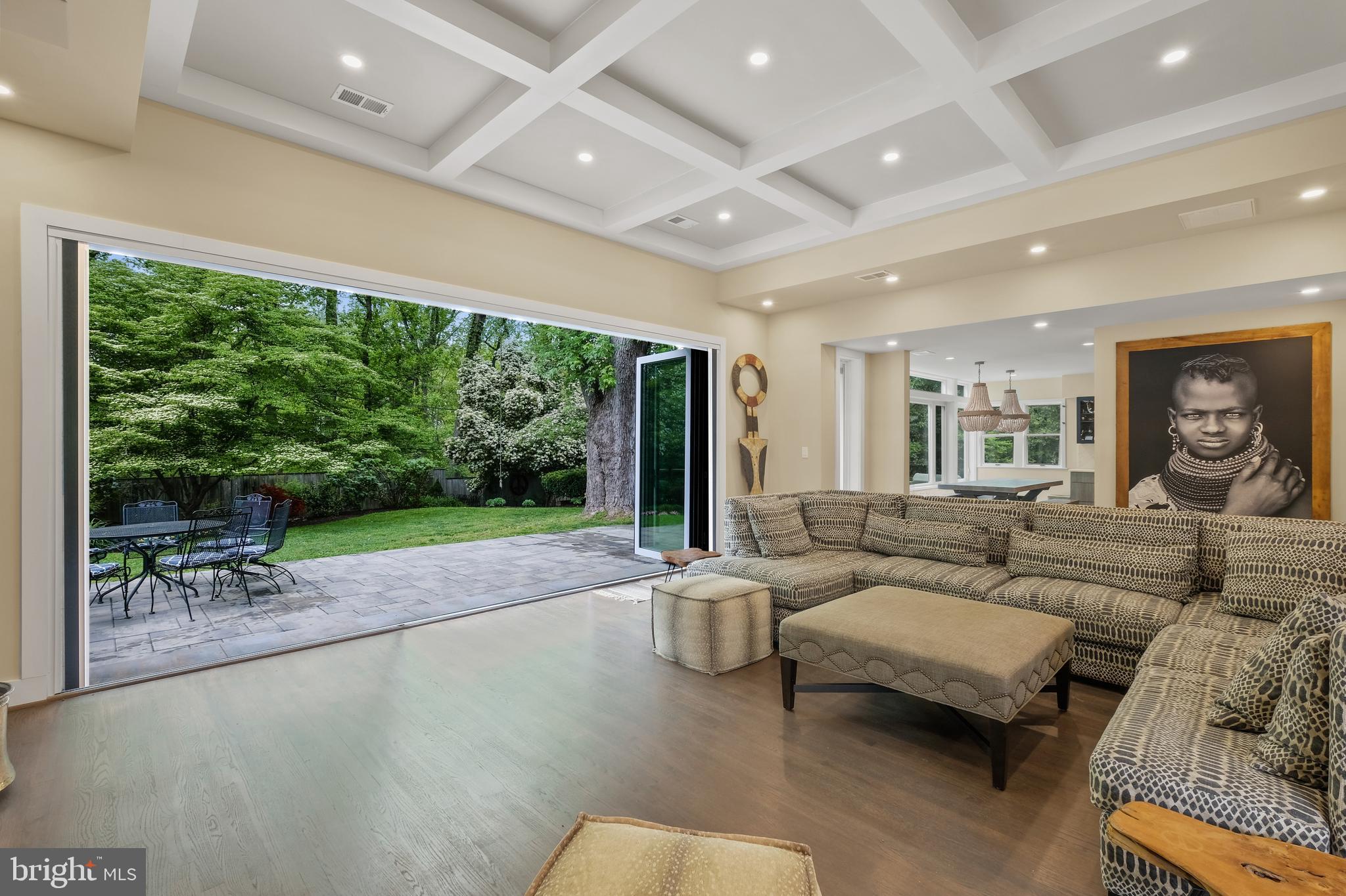 SPRING VALLEY - Residential