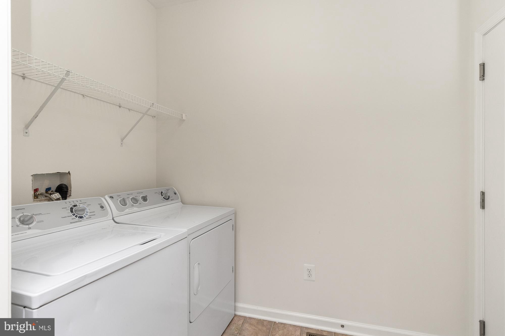 FALLSTON COMMONS - Residential