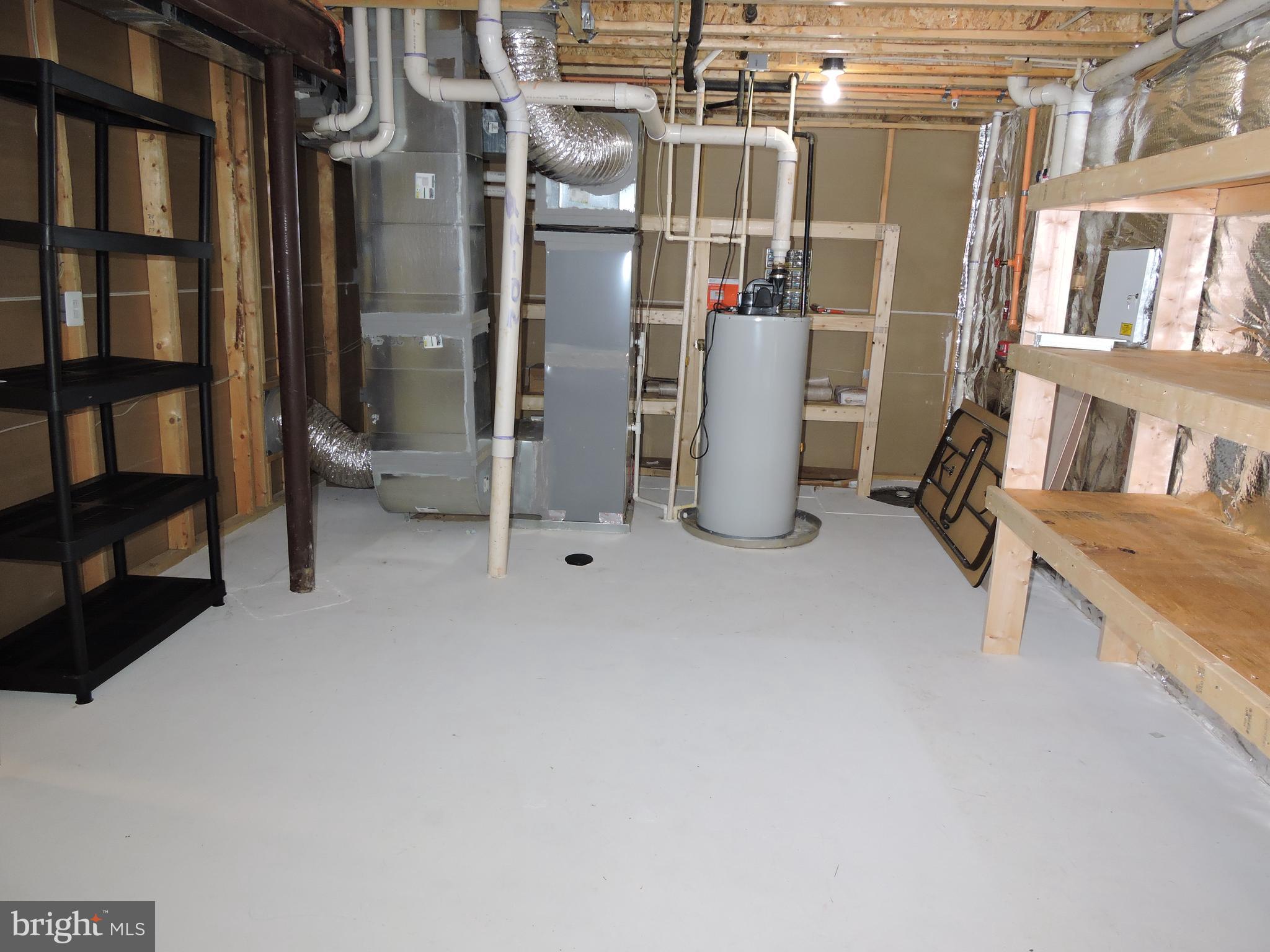 FALLSTON COMMONS - Residential