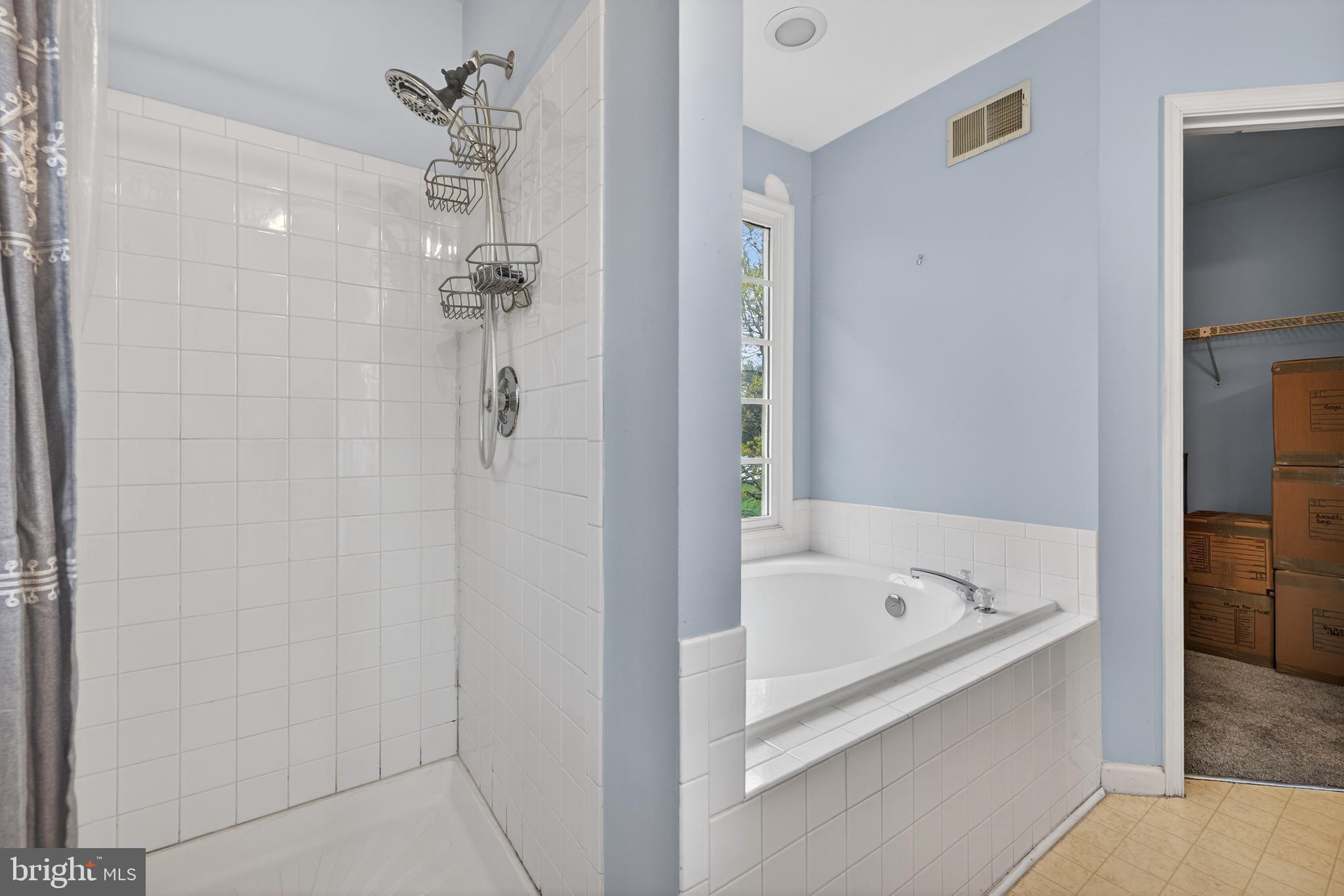 GROVEHURST - Residential