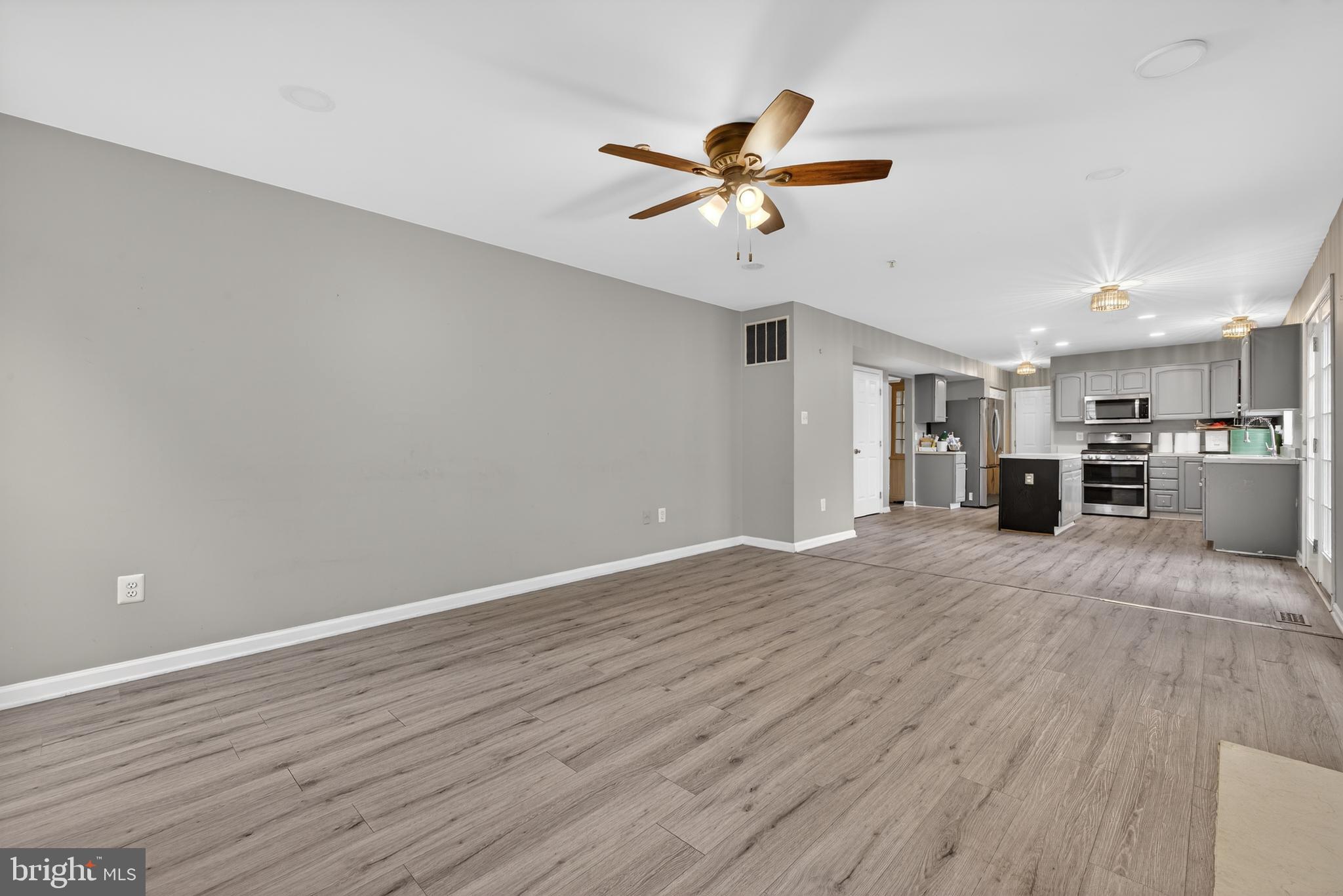 GROVEHURST - Residential