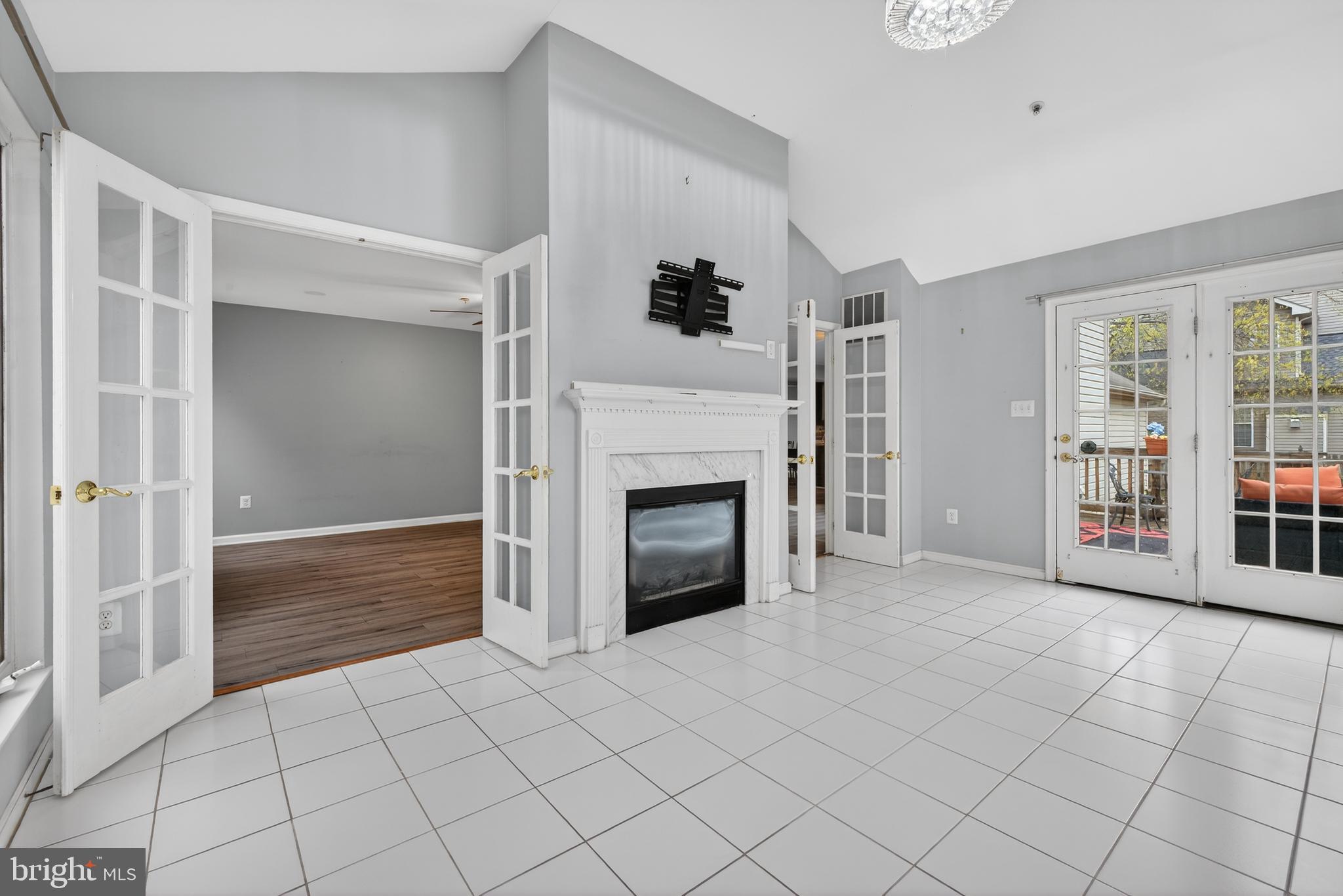 GROVEHURST - Residential