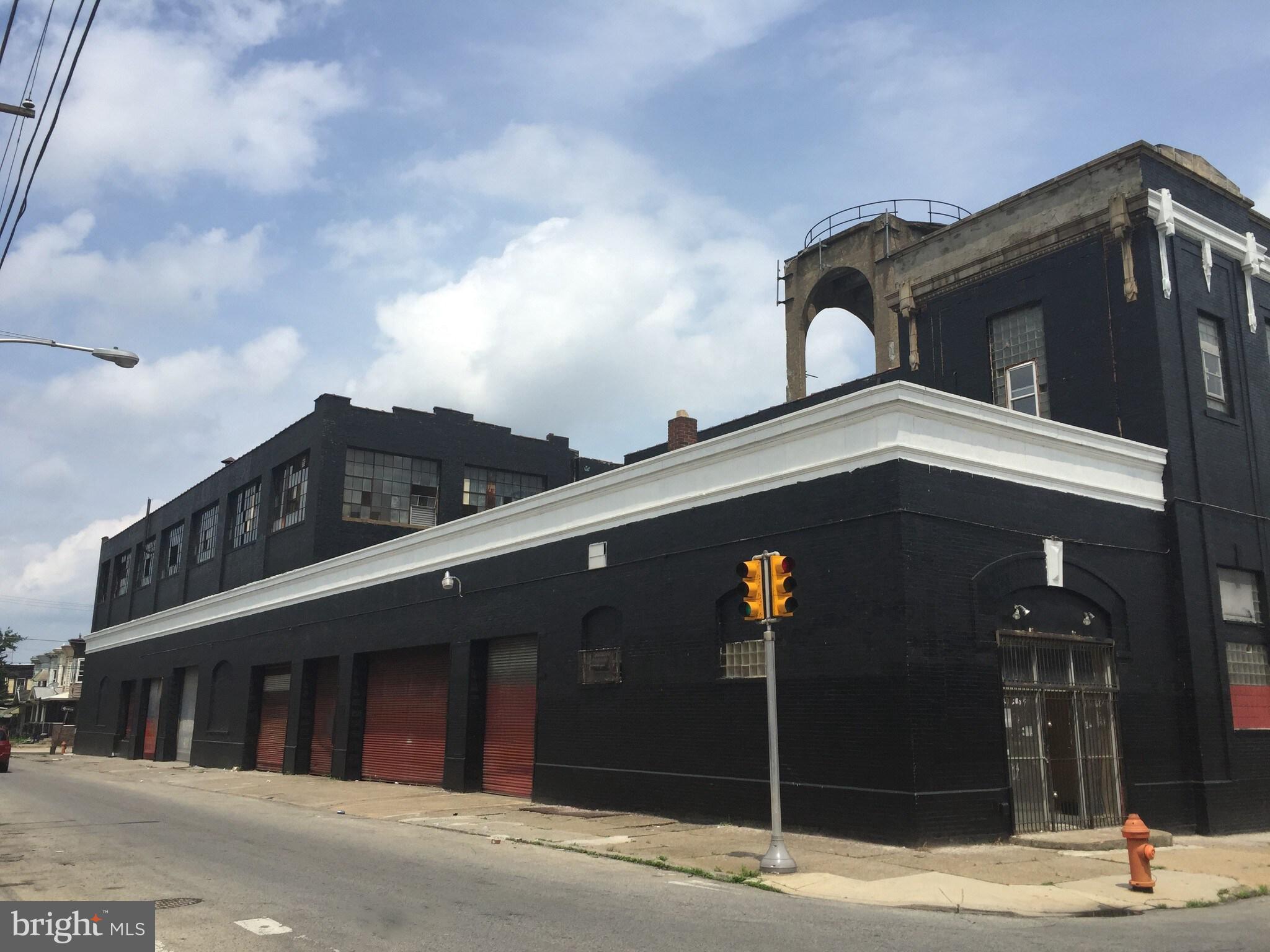 We are proud to present the exclusive sale of 2427-35 W York Street, a 64,455
SF industrial property located in the Strawberry Mansion neighborhood of Philadelphia. This
two-story building sits on a 1.15 Acre lot with 7 bay doors, 7 loading docks, basement and
sub-basement and a +/- 9,000 SF grass lot. The property is currently vacant and the ICMX
zoning offers a wide range of uses. Situated in rapidly developing area with close proximity
to Fairmount Park and Center City, Strawberry Mansion continues to see increased investor
interest driven by strong rental demand and neighborhood growth.