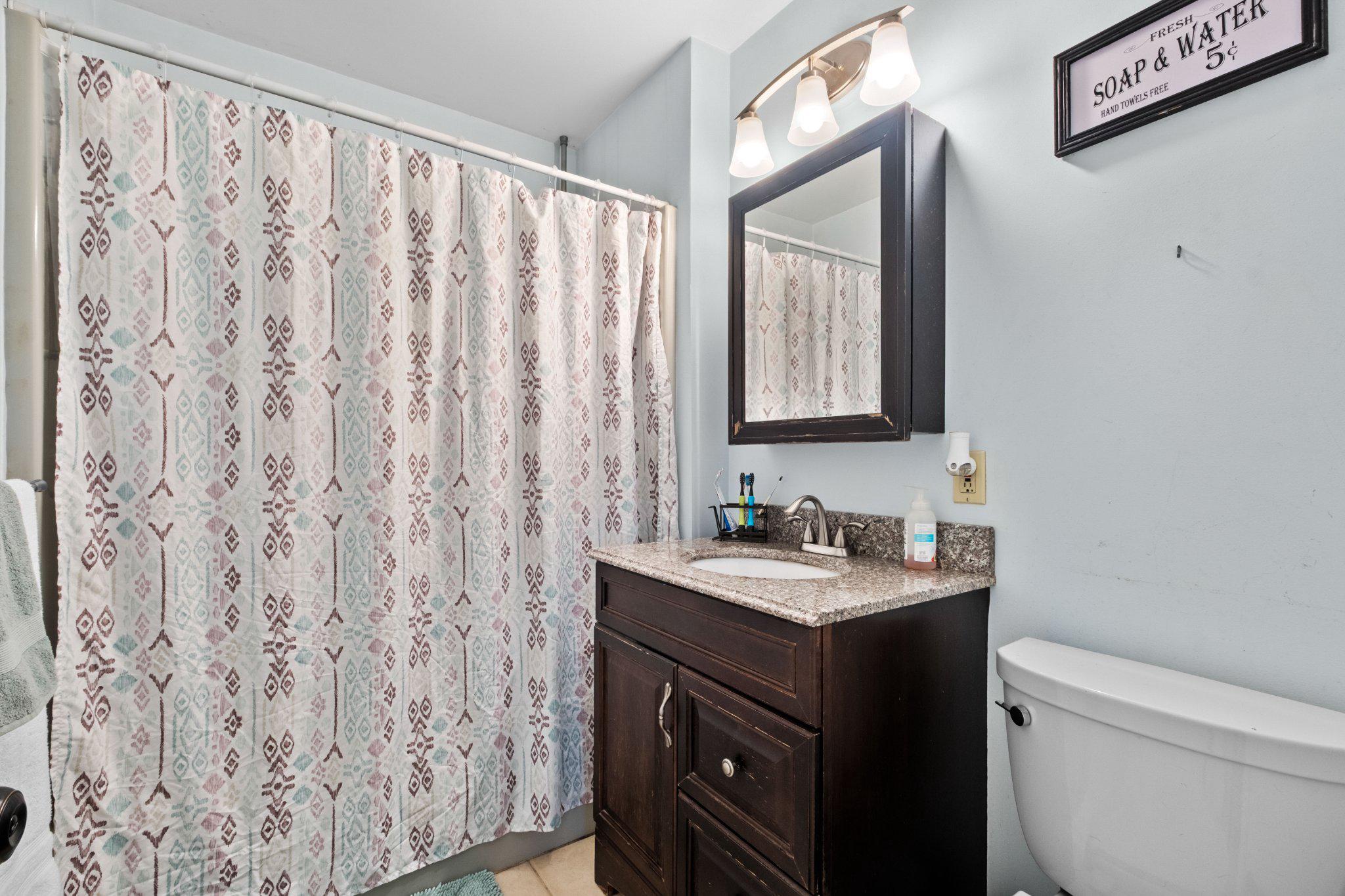 FEASTERVILLE HGTS - Residential