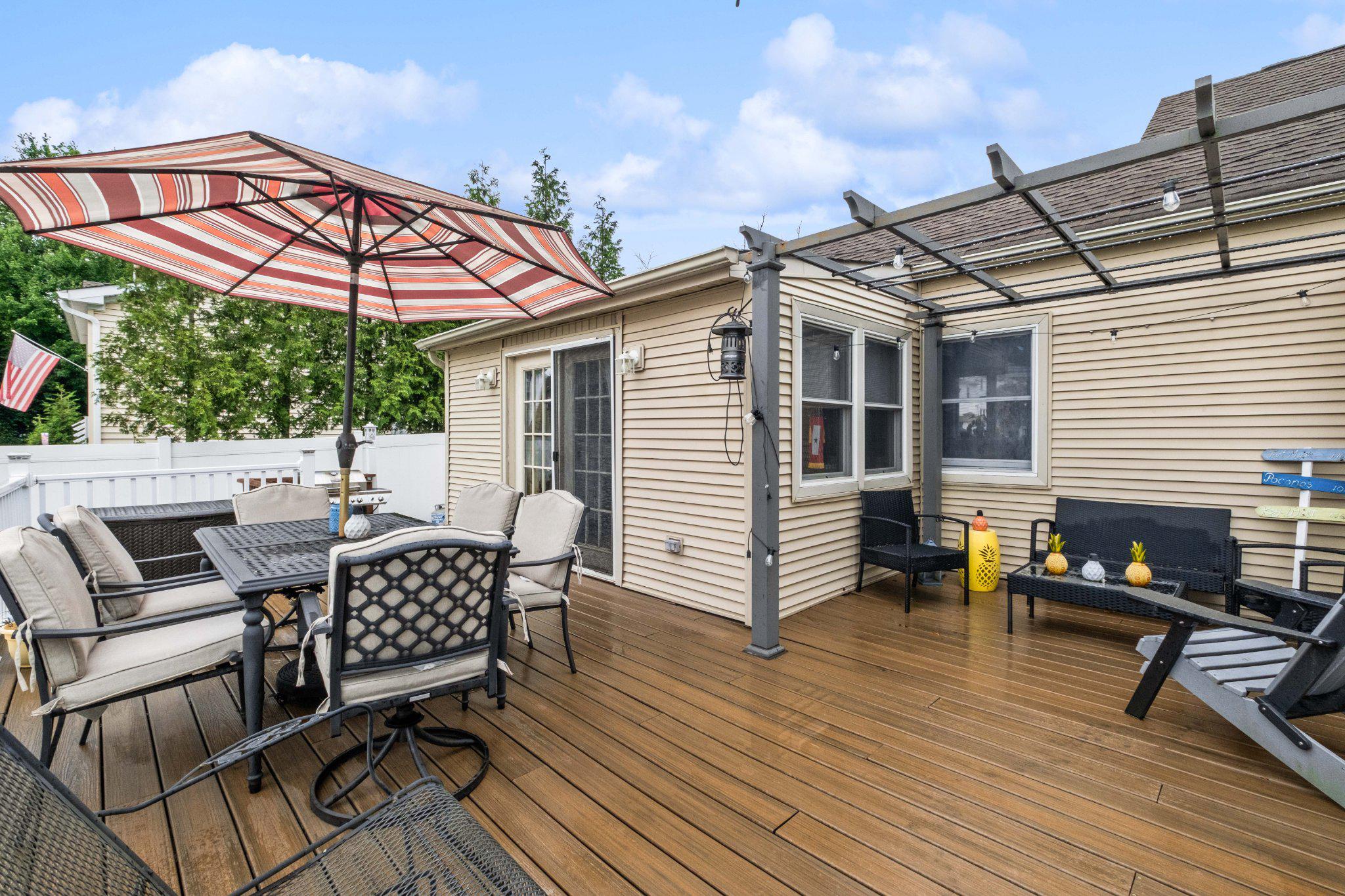 FEASTERVILLE HGTS - Residential