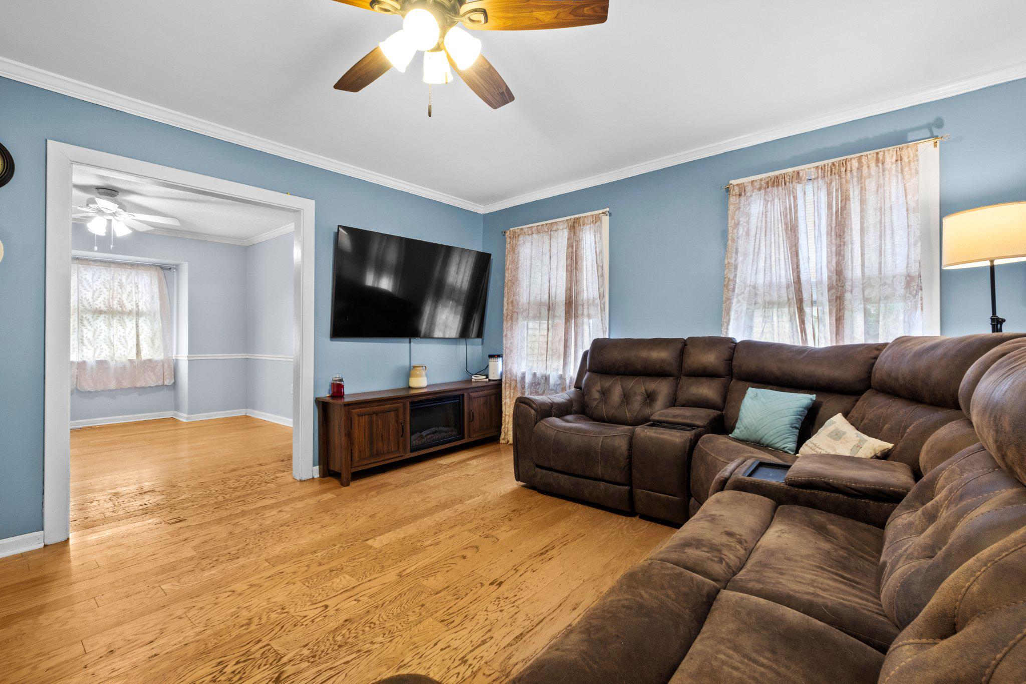 FEASTERVILLE HGTS - Residential