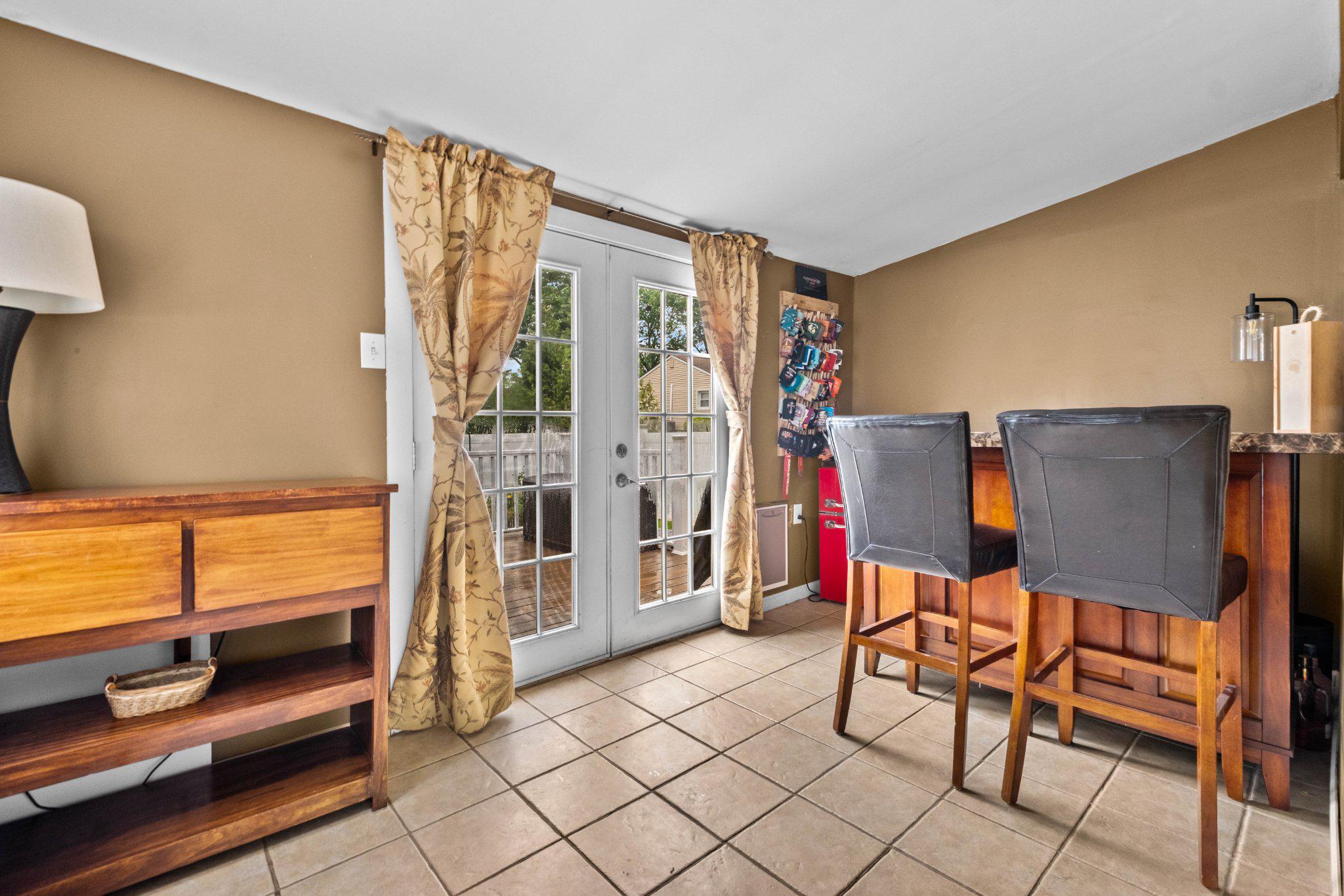 FEASTERVILLE HGTS - Residential
