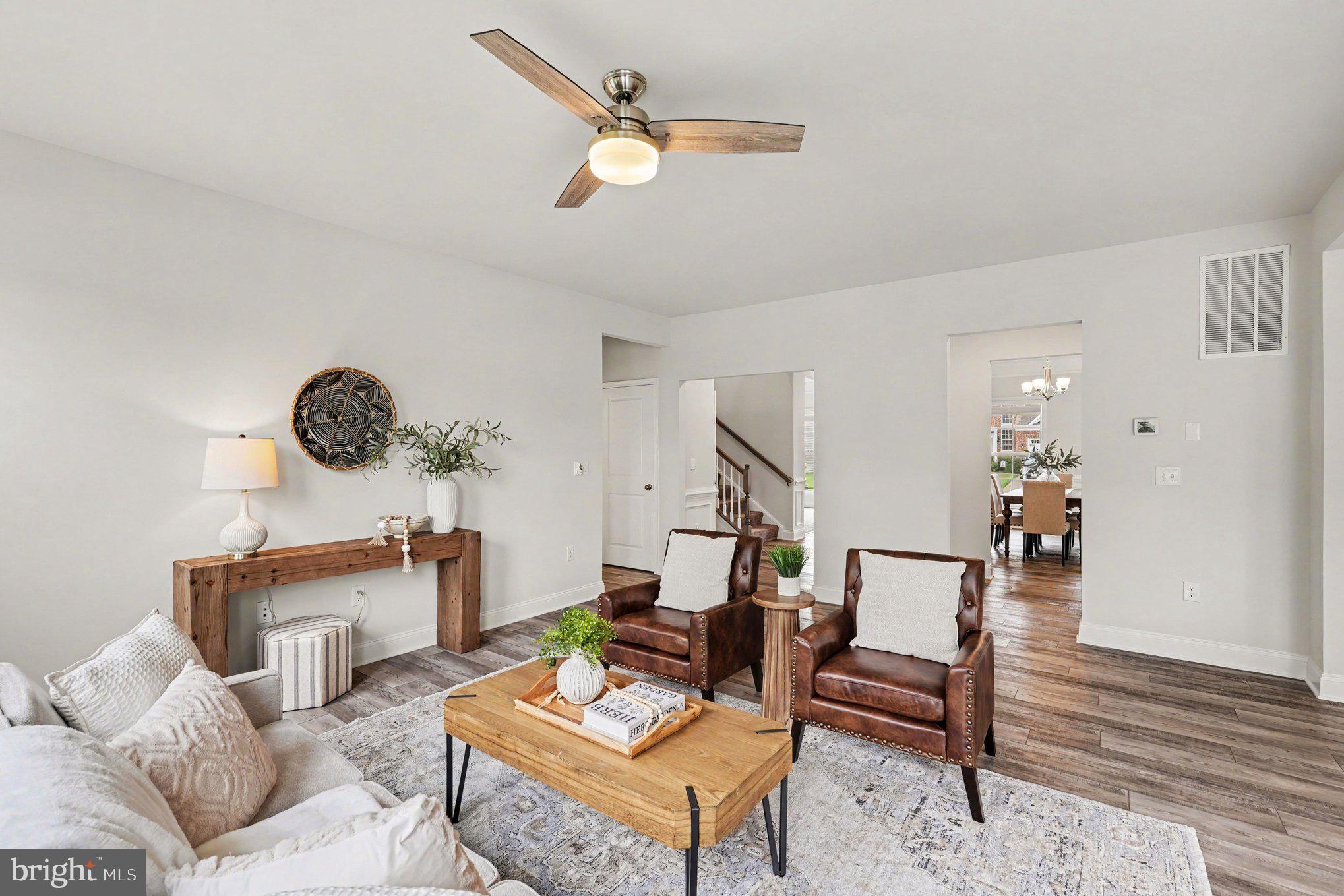 SHELTON WOODS - Residential