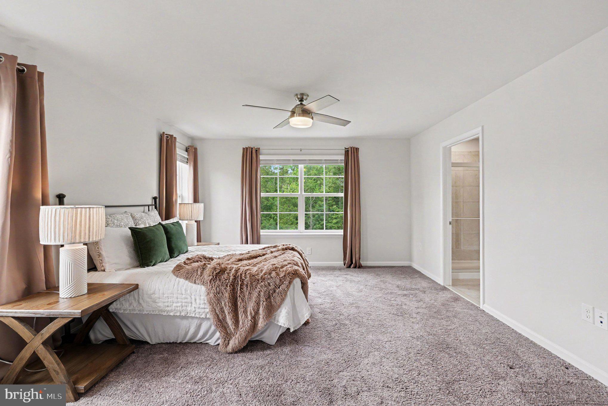 SHELTON WOODS - Residential