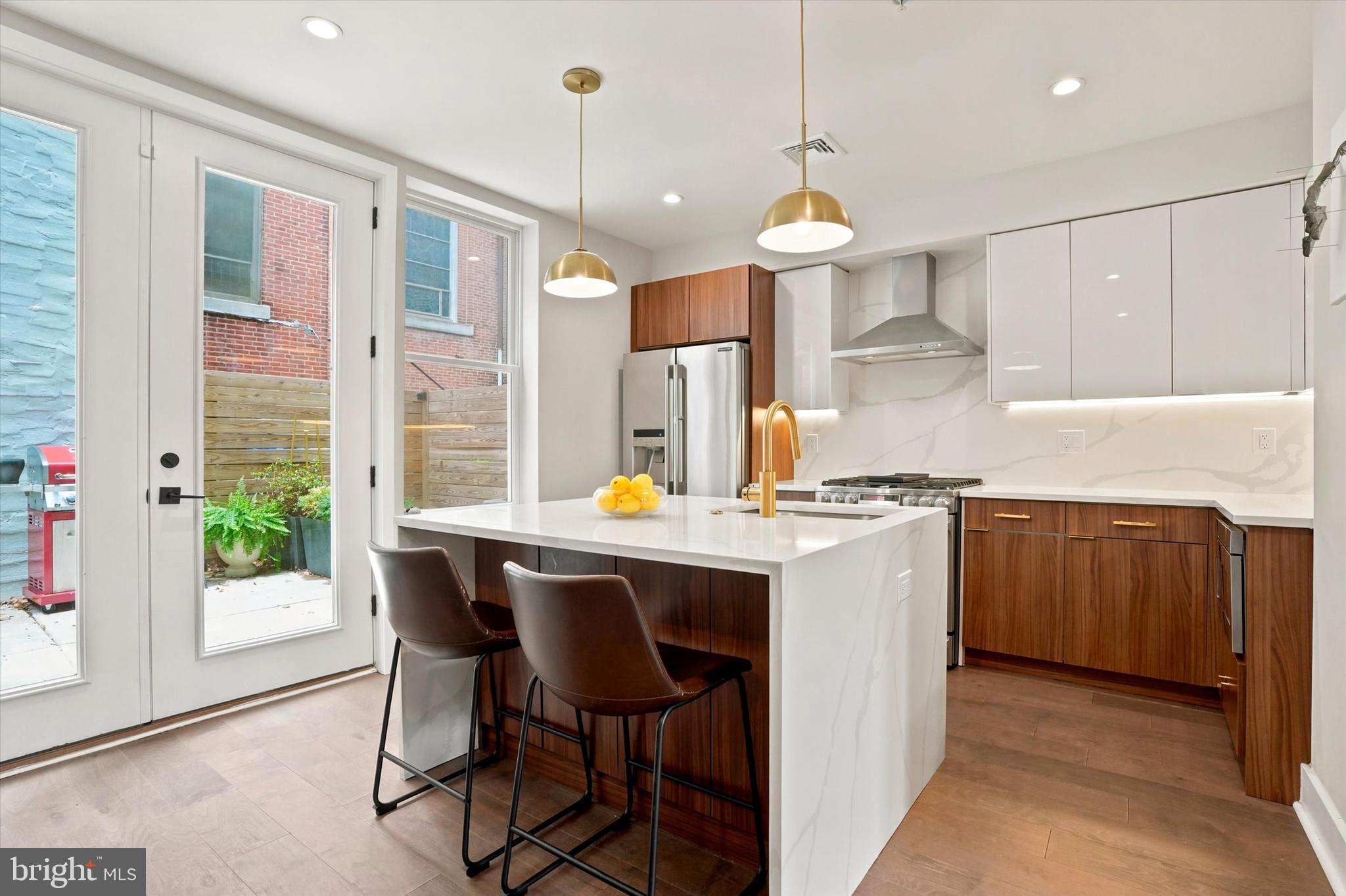 BELLA VISTA - Residential