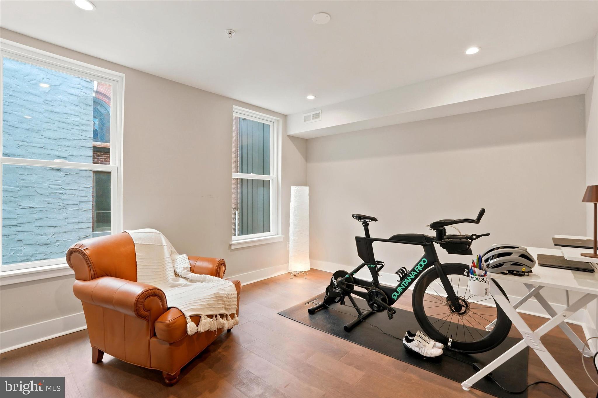 BELLA VISTA - Residential