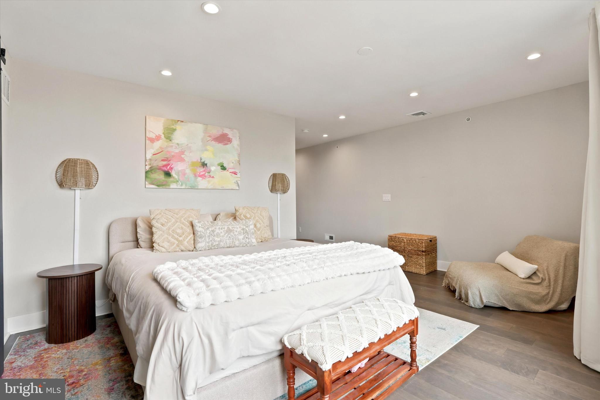BELLA VISTA - Residential