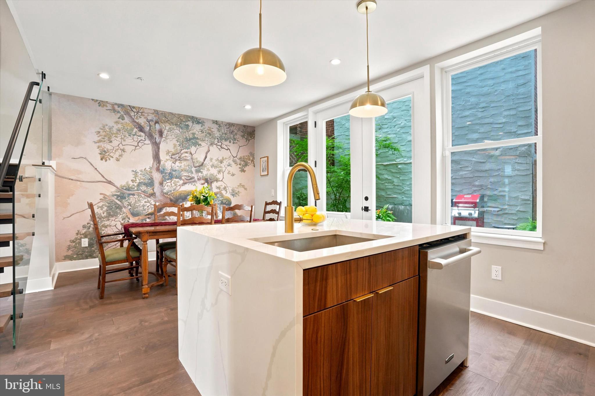 BELLA VISTA - Residential
