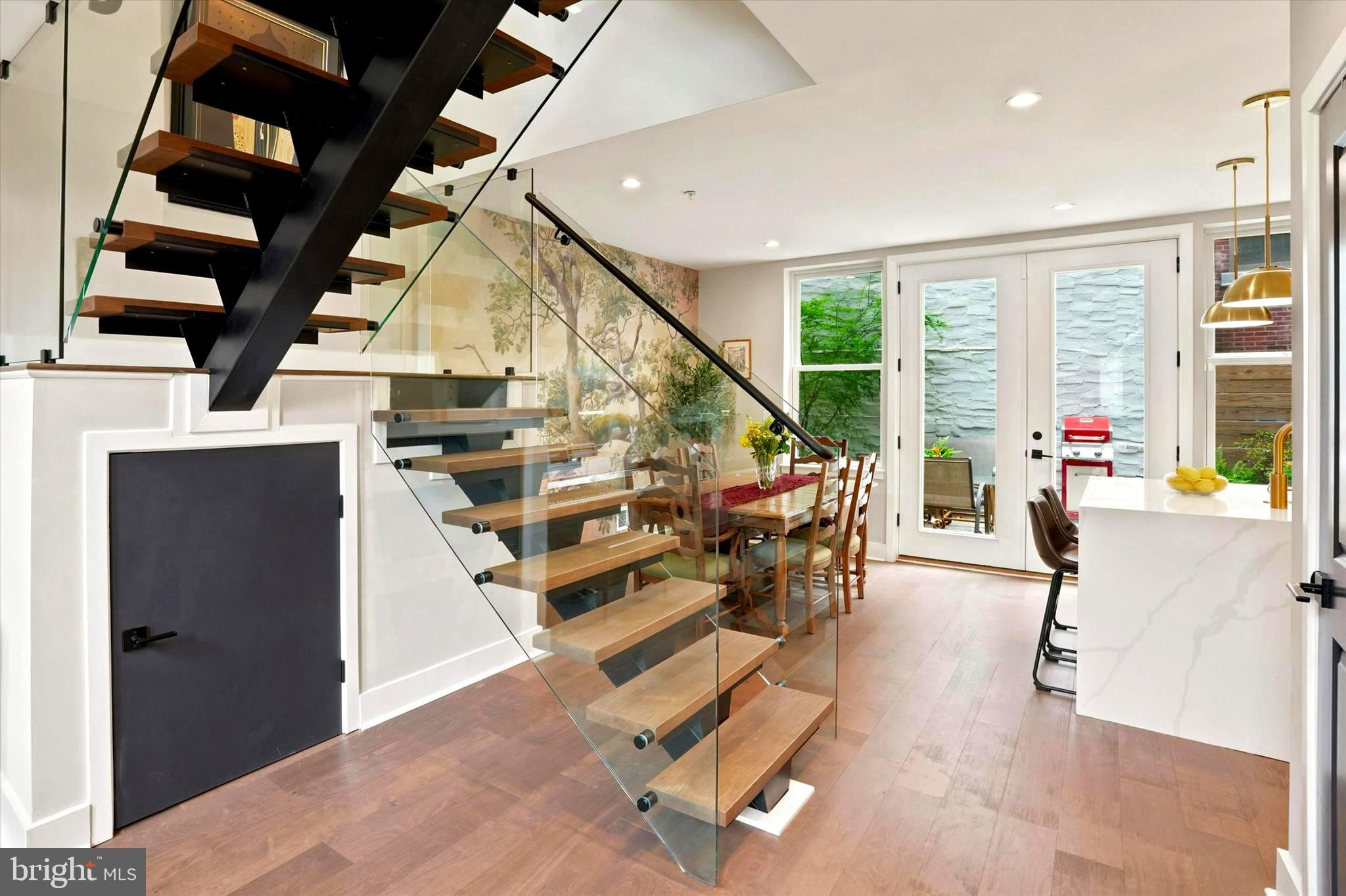 BELLA VISTA - Residential