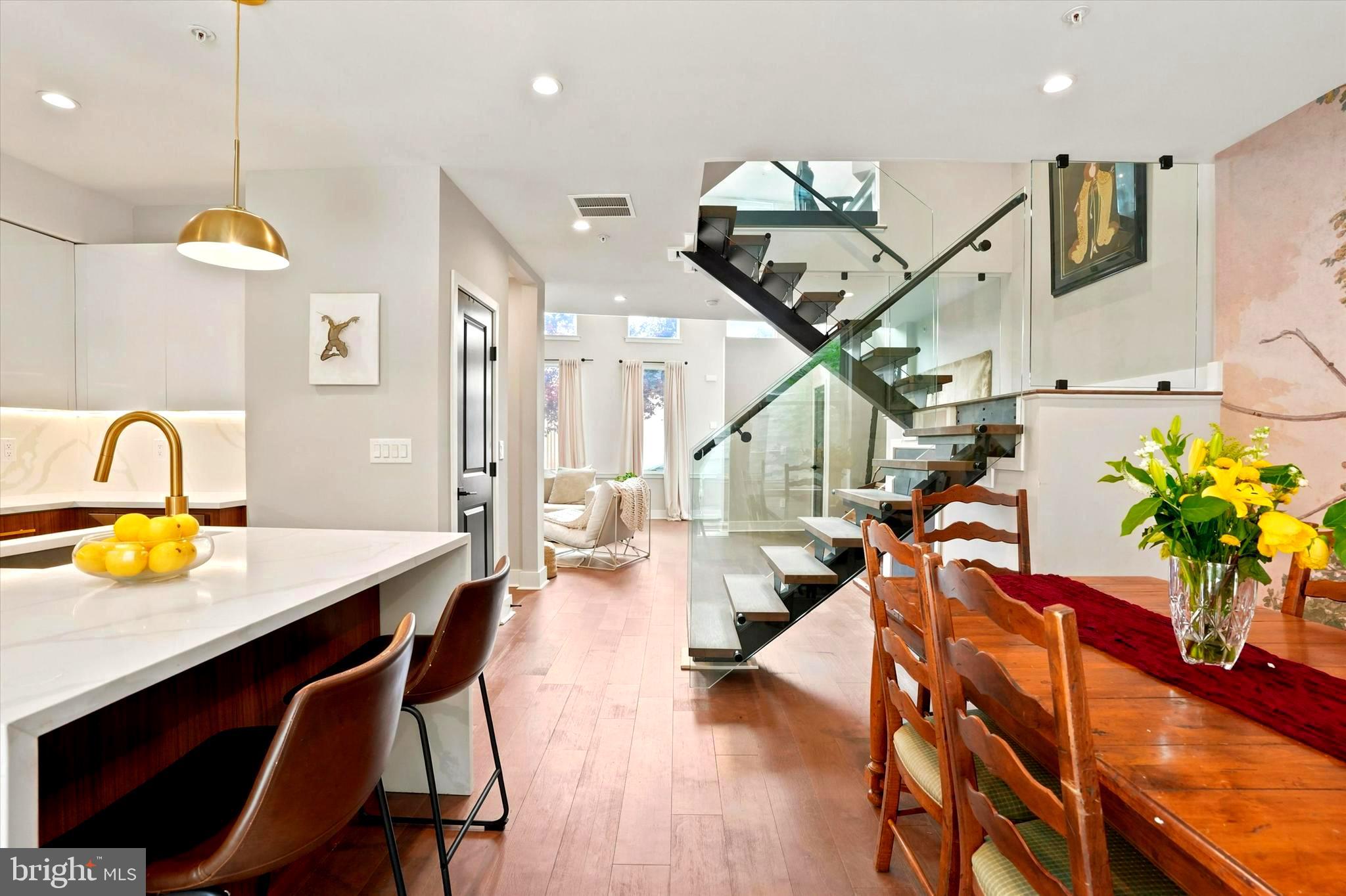 BELLA VISTA - Residential