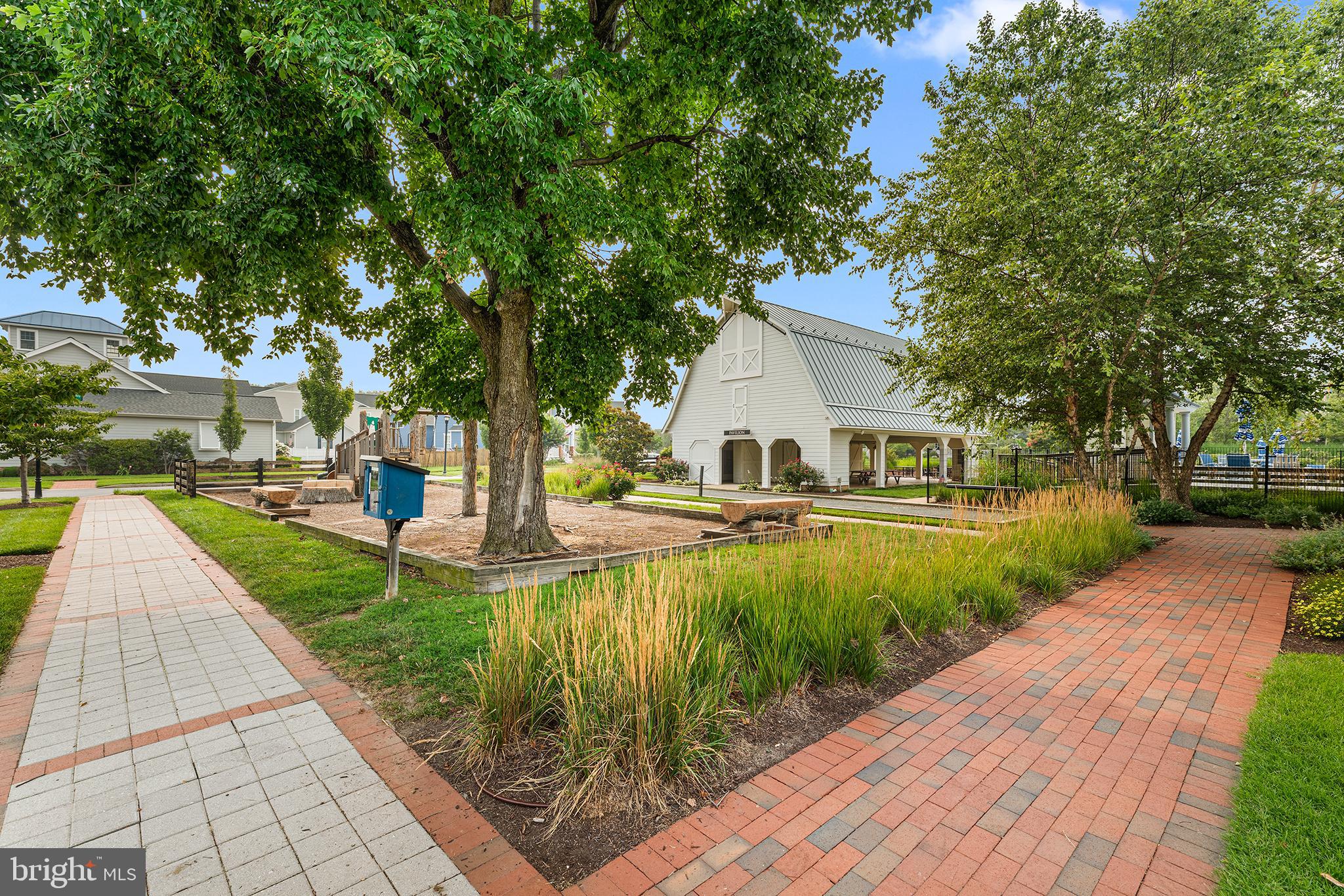 GIBSONS GRANT - Residential