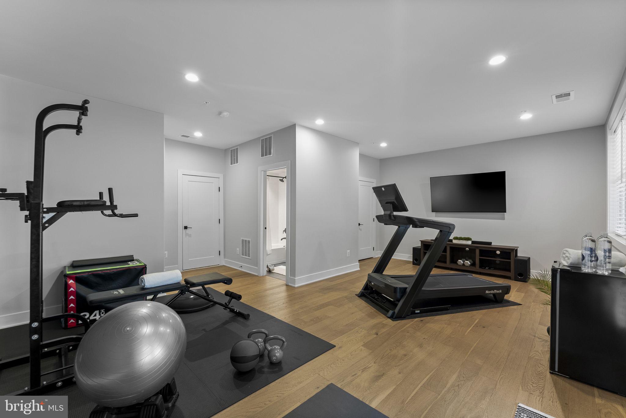 BRAMBLETON - Residential