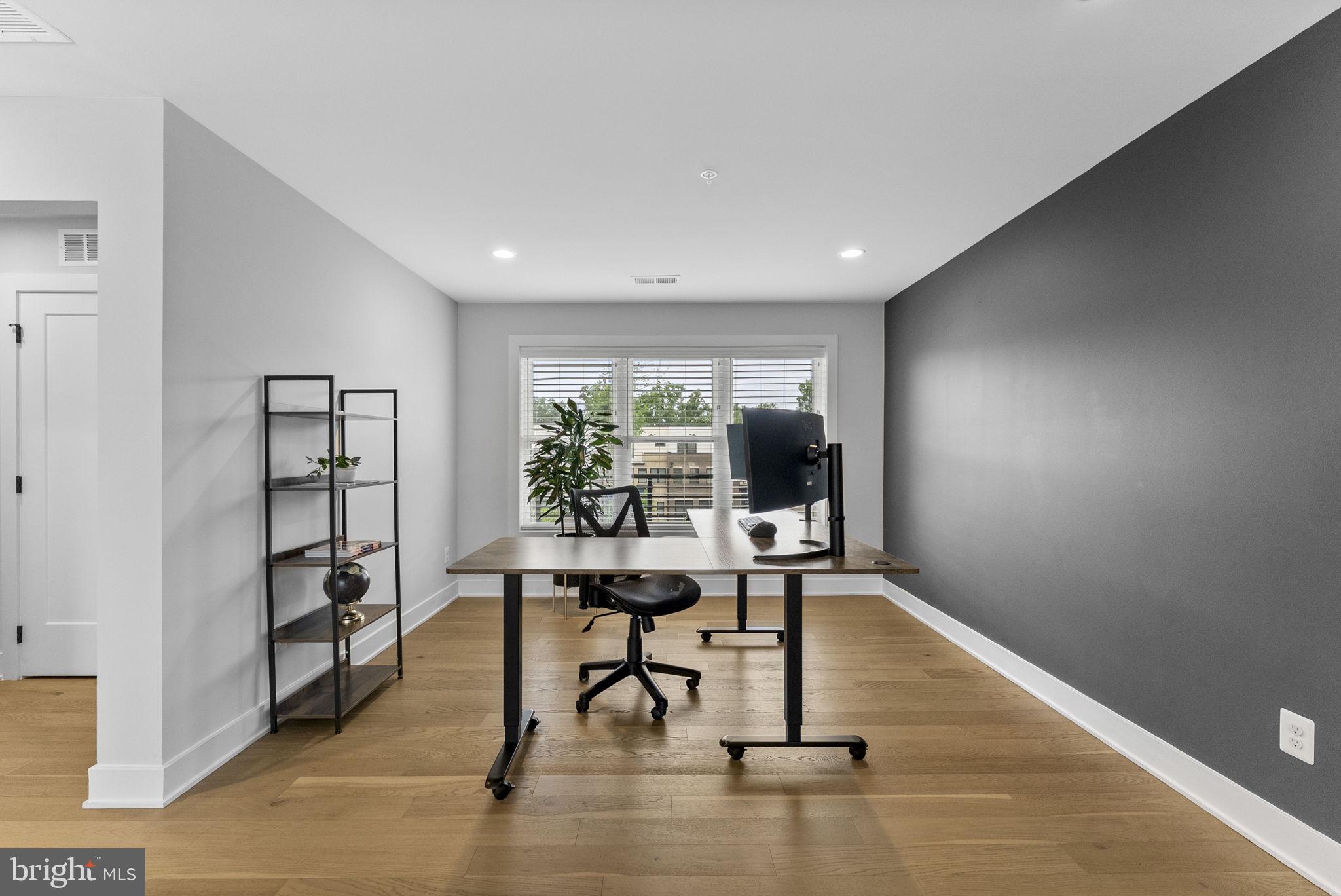 BRAMBLETON - Residential