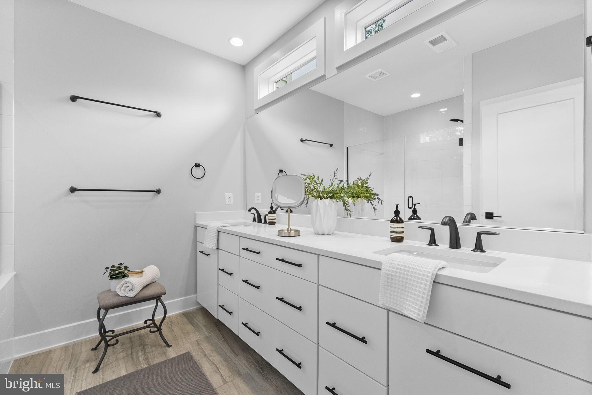 BRAMBLETON - Residential