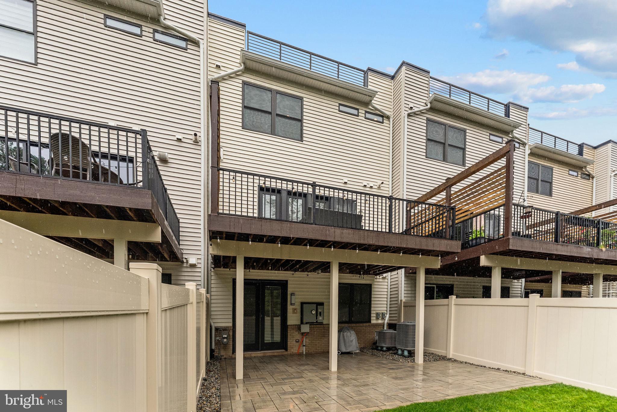 BRAMBLETON - Residential