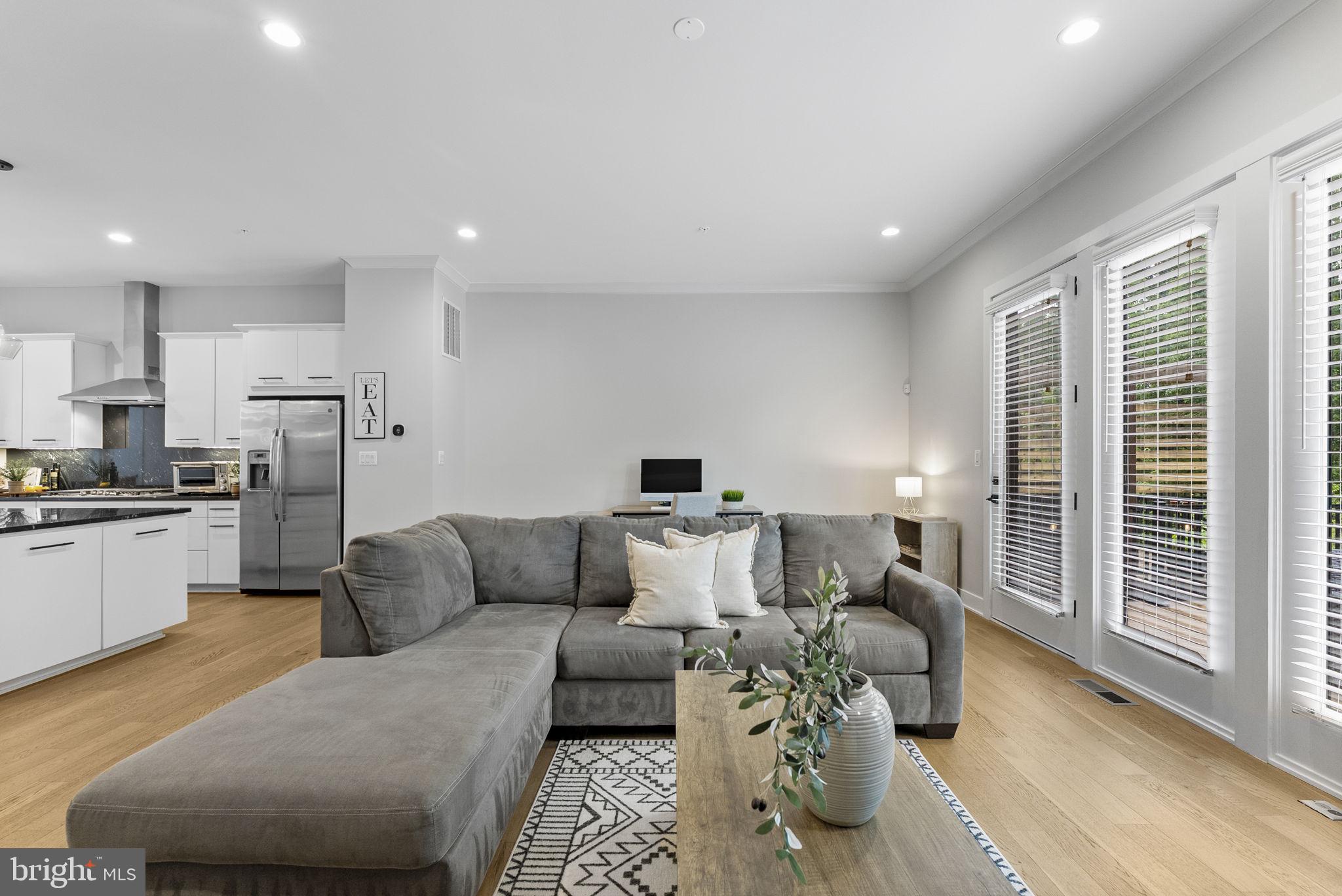 BRAMBLETON - Residential
