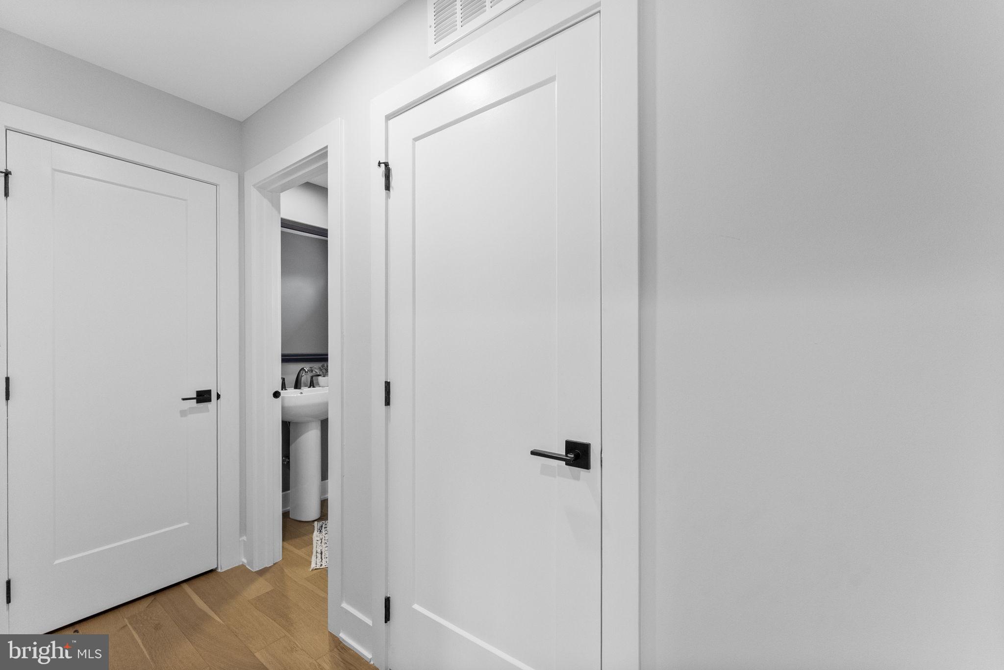 BRAMBLETON - Residential