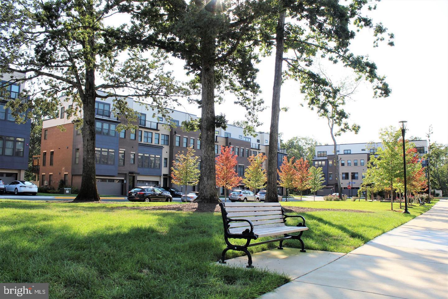 BRAMBLETON - Residential