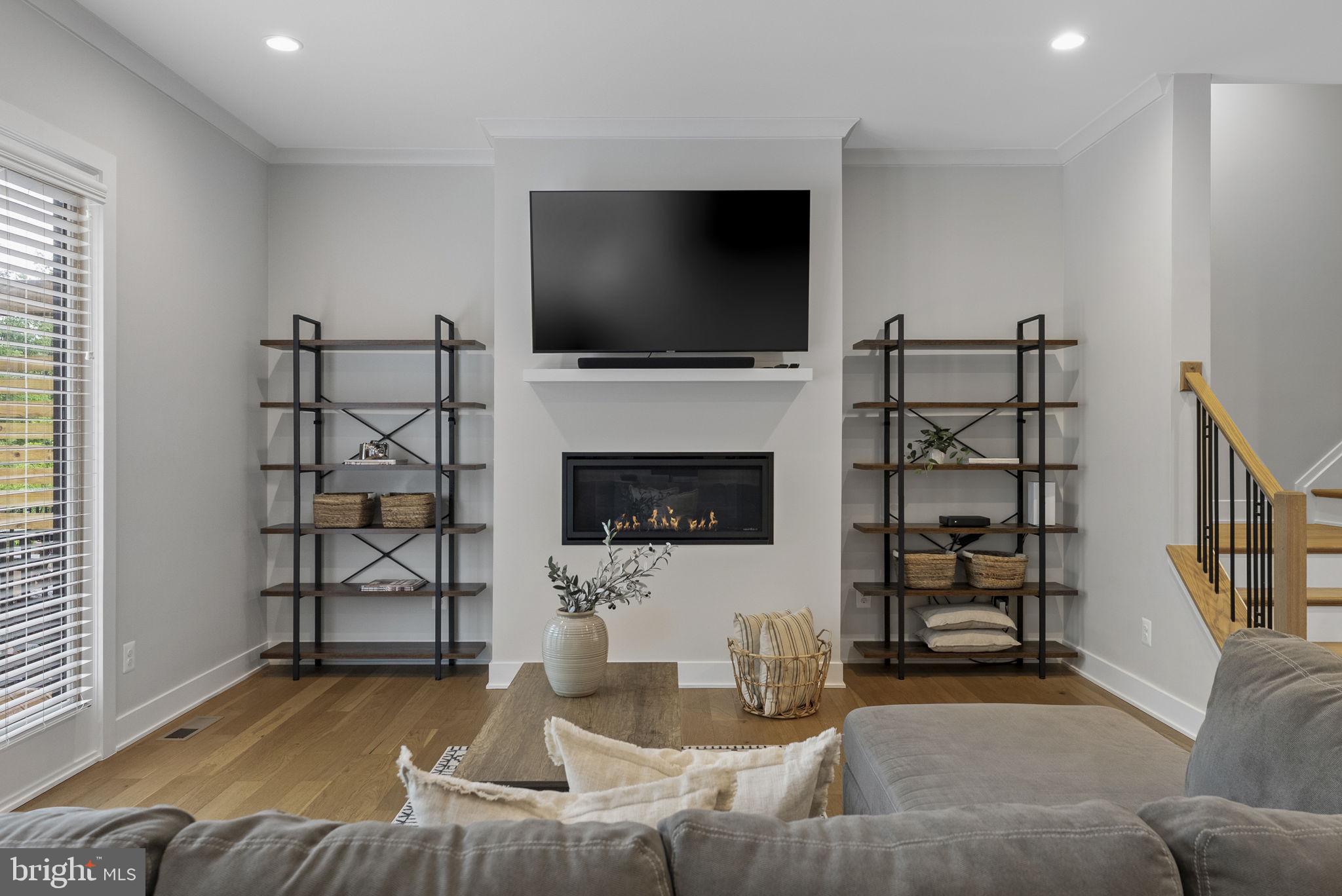 BRAMBLETON - Residential