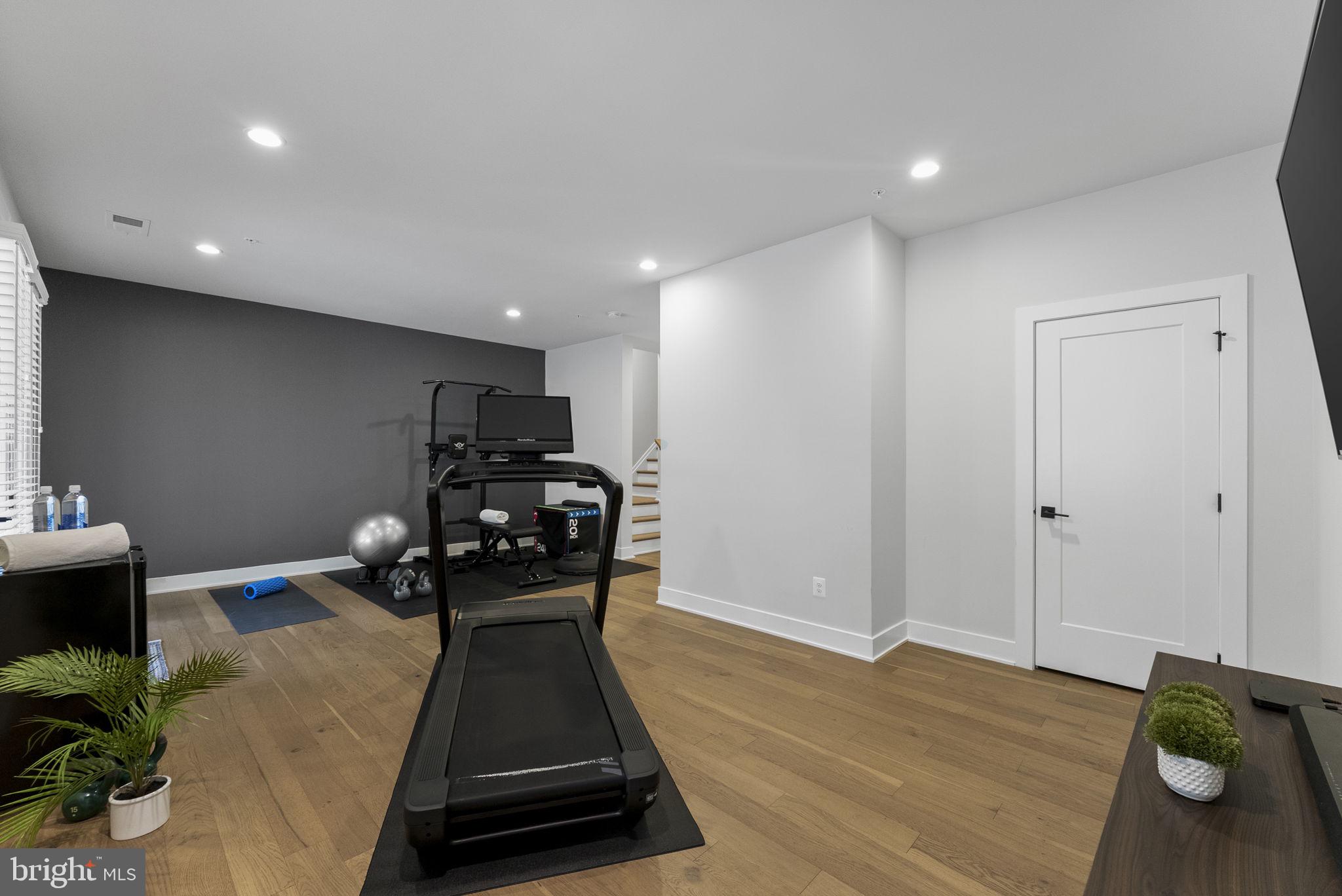 BRAMBLETON - Residential