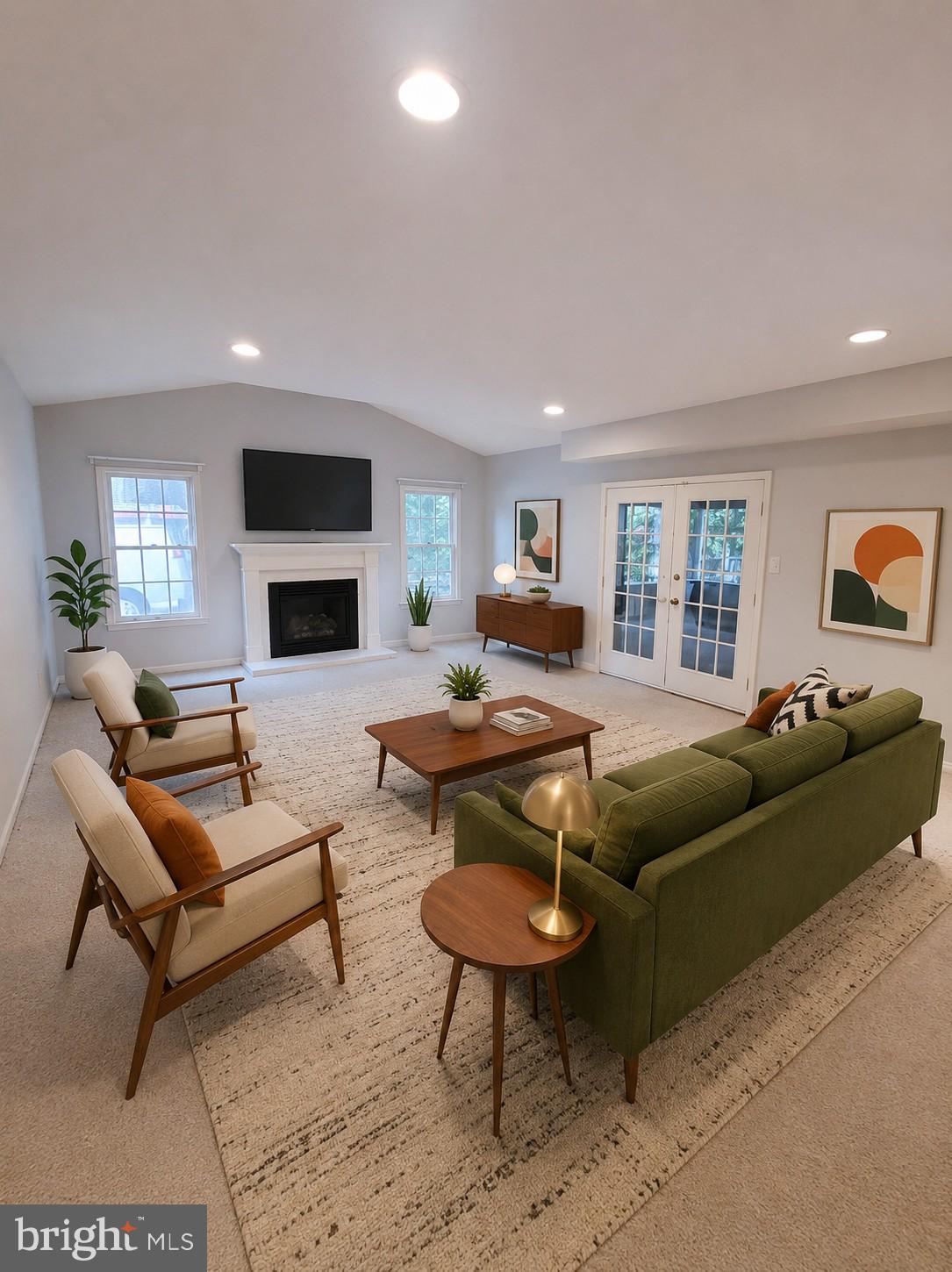 LEXTON WOODS - Residential