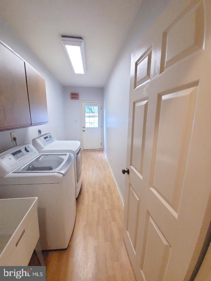 LEXTON WOODS - Residential