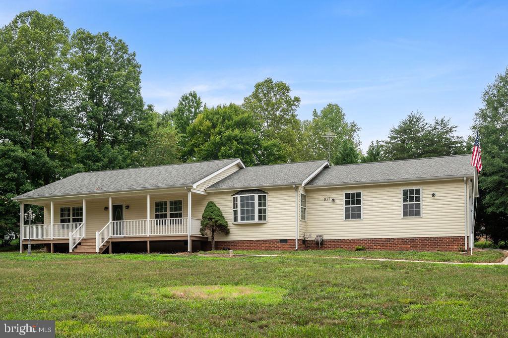 TALL PINES - Residential
