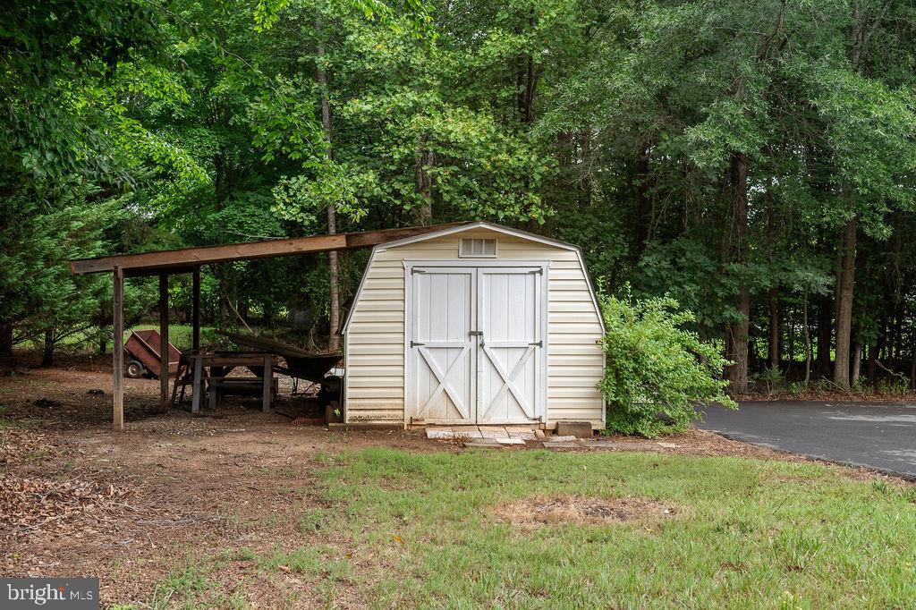 TALL PINES - Residential