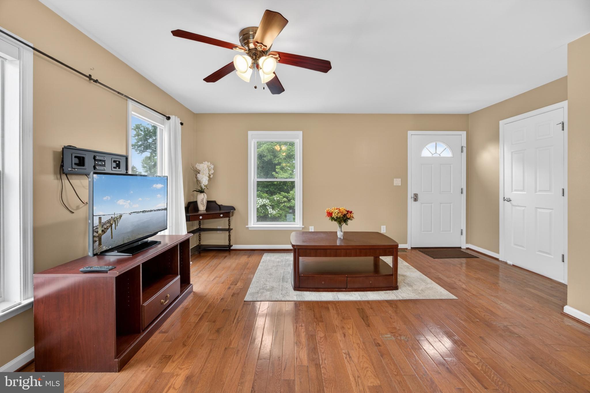 SELBY ON THE BAY - Residential