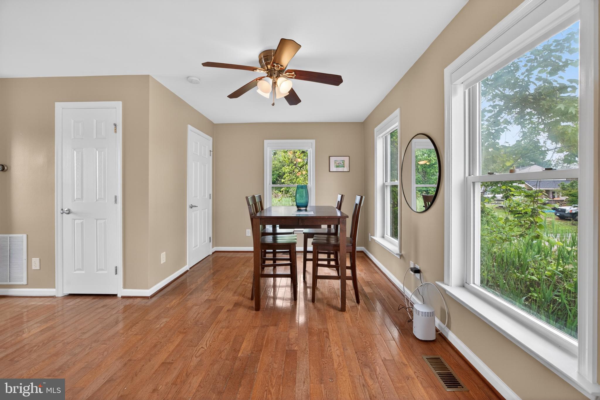 SELBY ON THE BAY - Residential