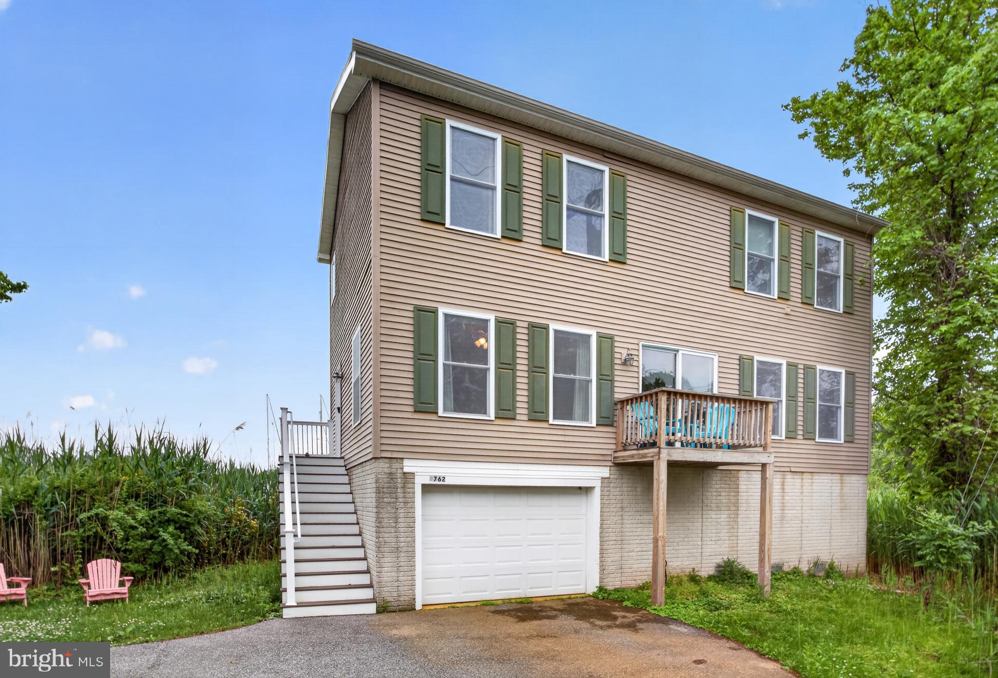 SELBY ON THE BAY - Residential