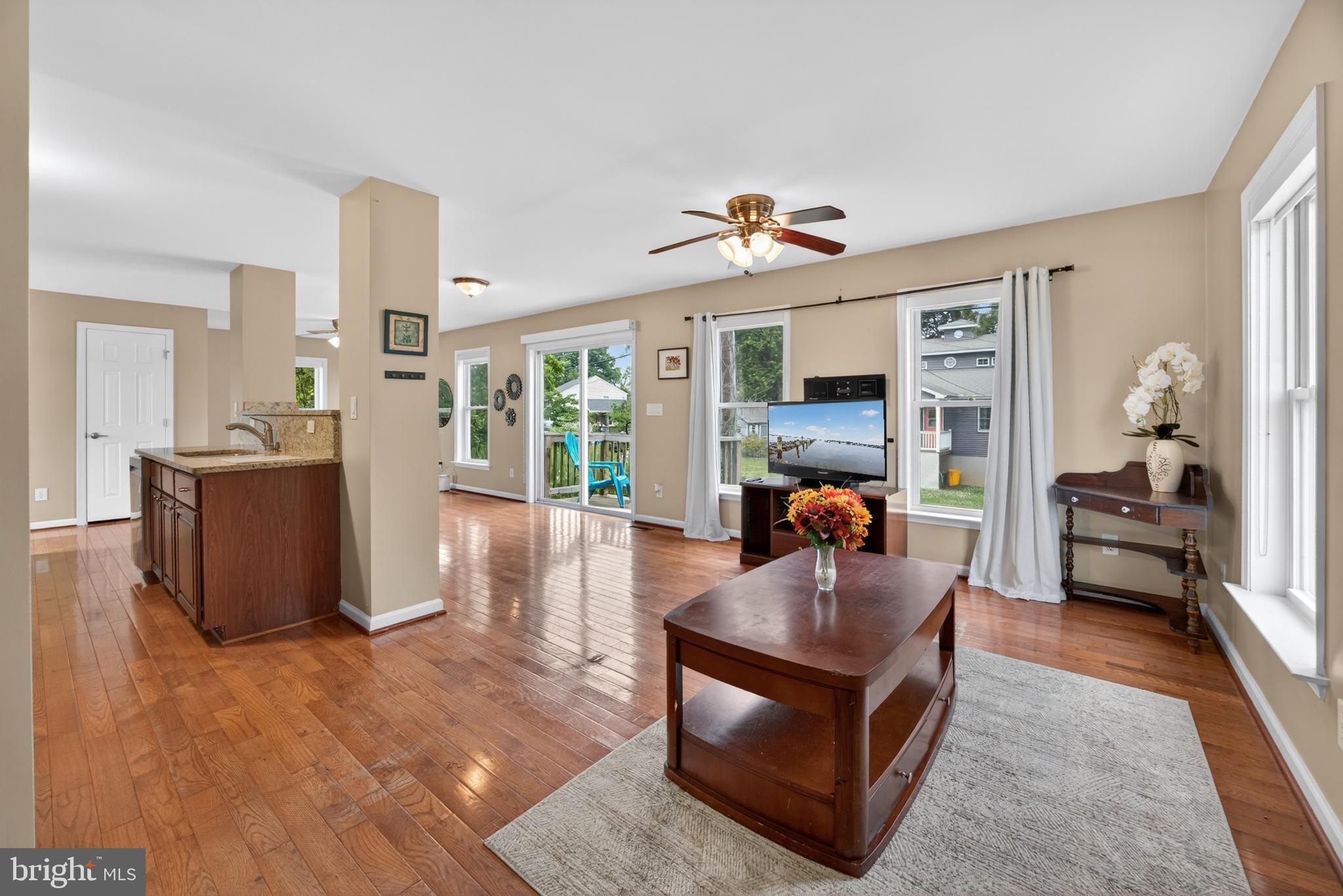 SELBY ON THE BAY - Residential