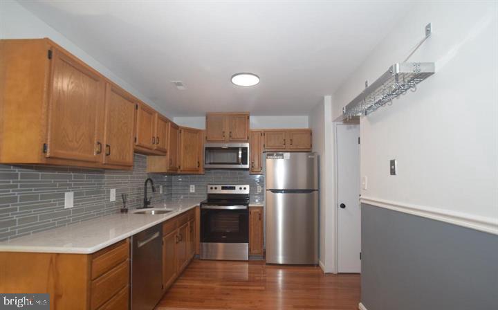 STAFFORD MEADOWS - Residential
