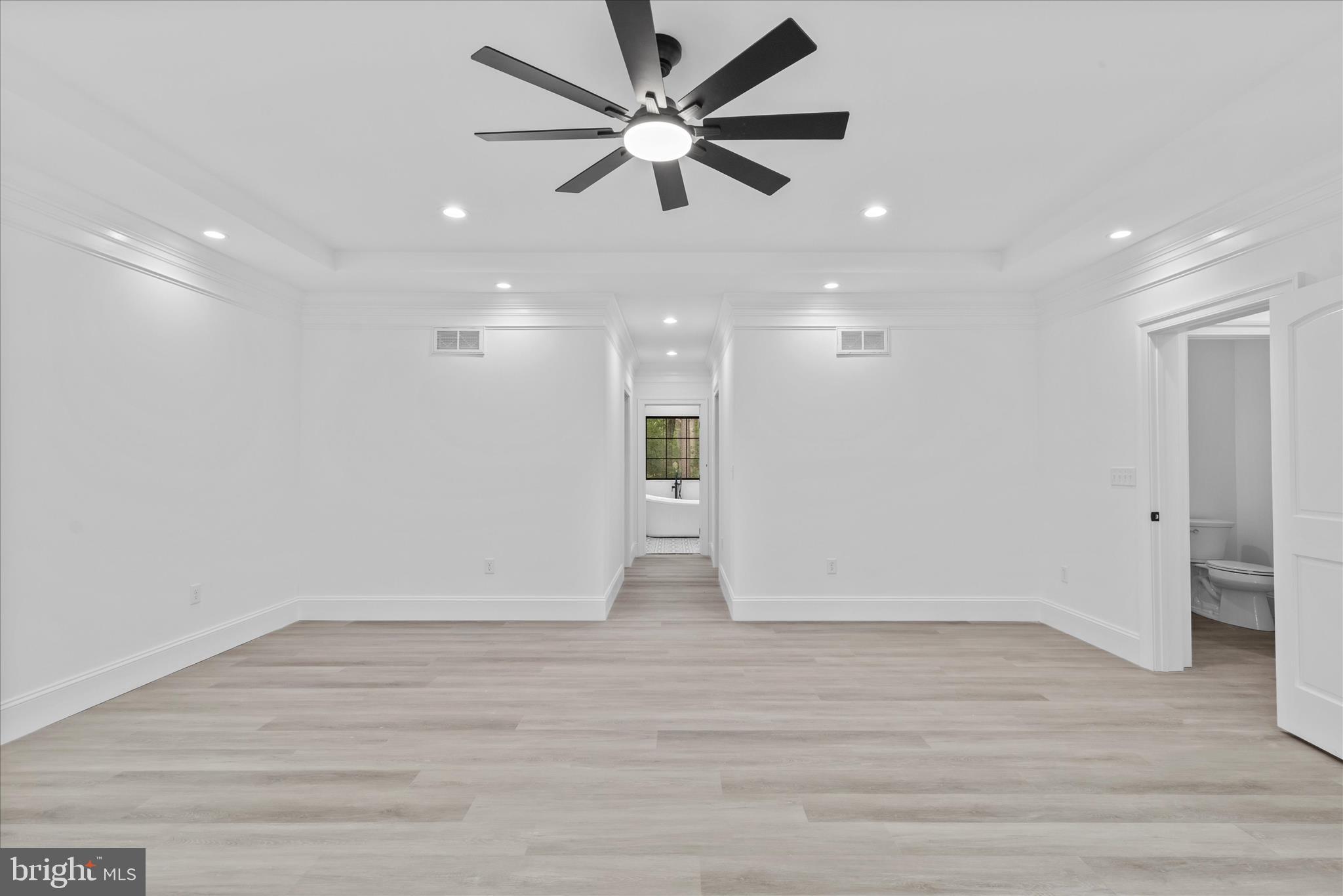 BAY OAKS - Residential