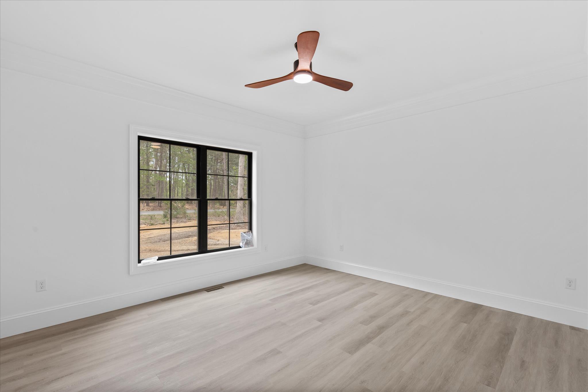 BAY OAKS - Residential