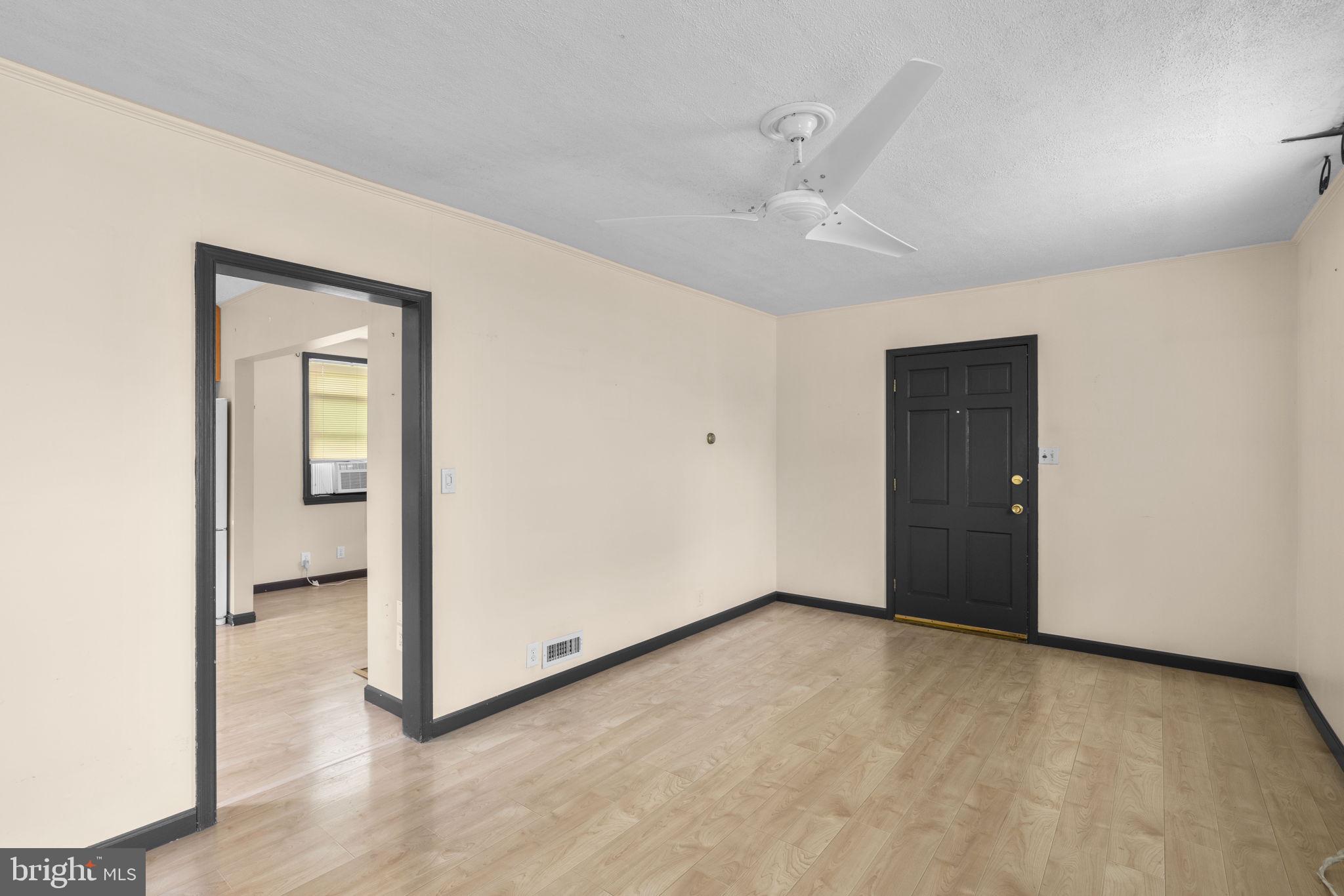 LYNDHURST POINT - Residential
